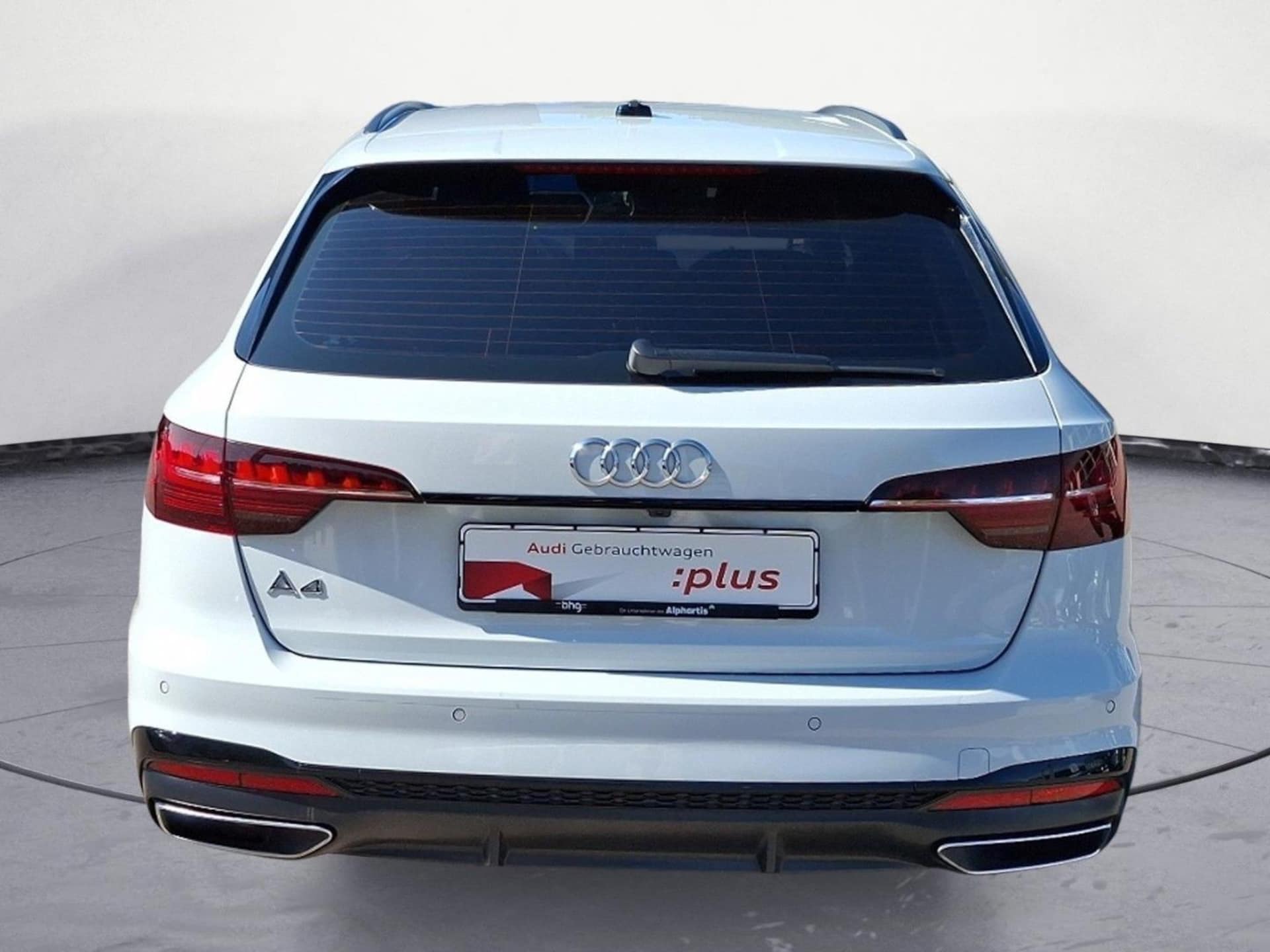 Audi A4 Avant S line