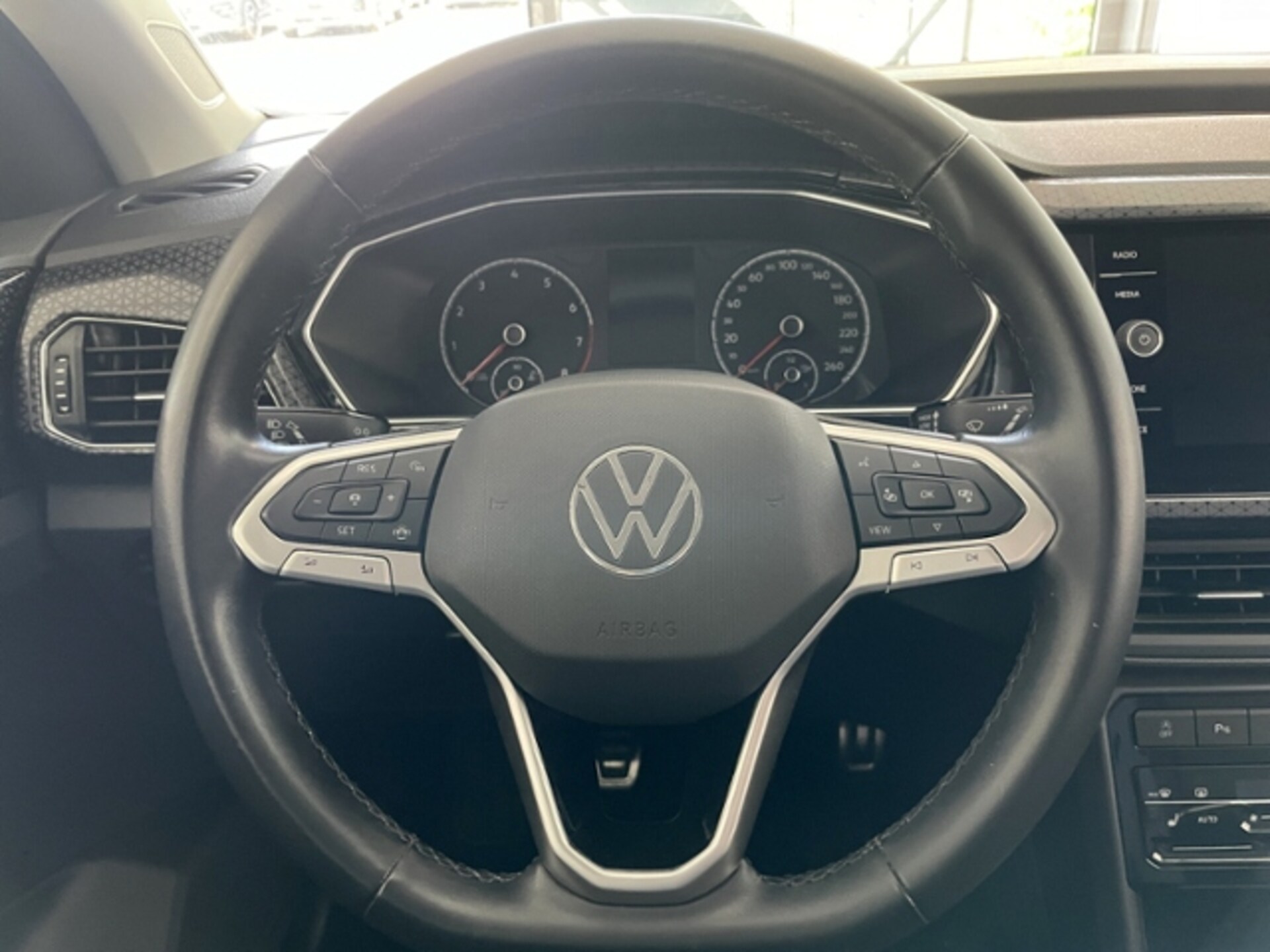 Volkswagen T-Cross Style