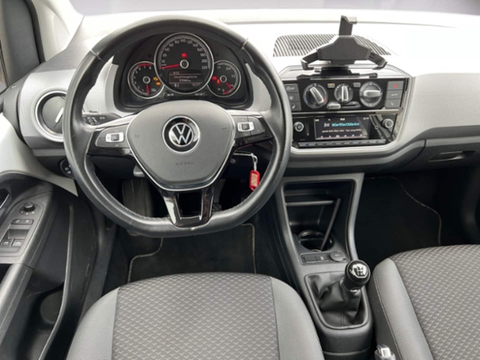 Volkswagen up! ACTIVE