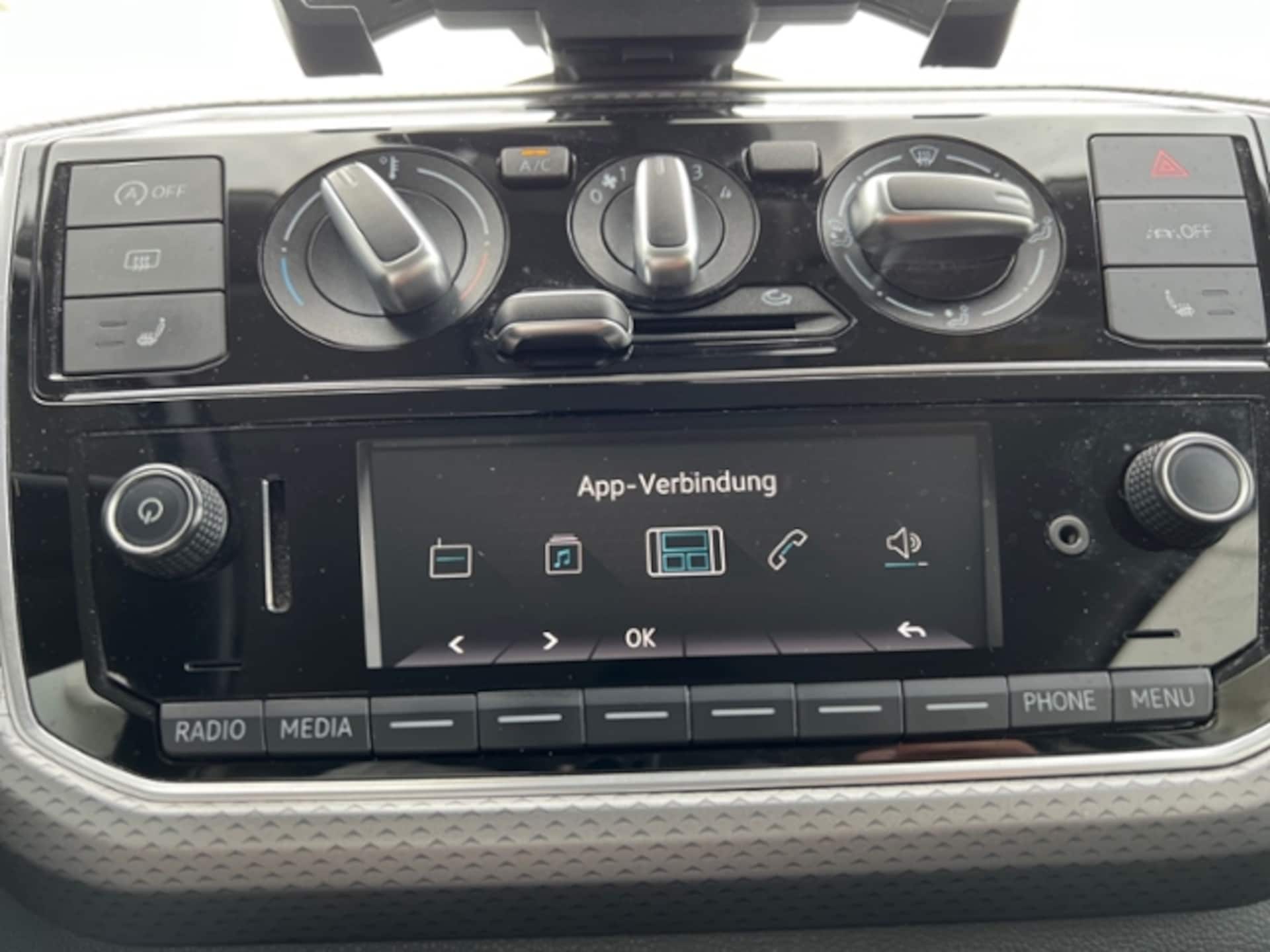 Volkswagen up! ACTIVE