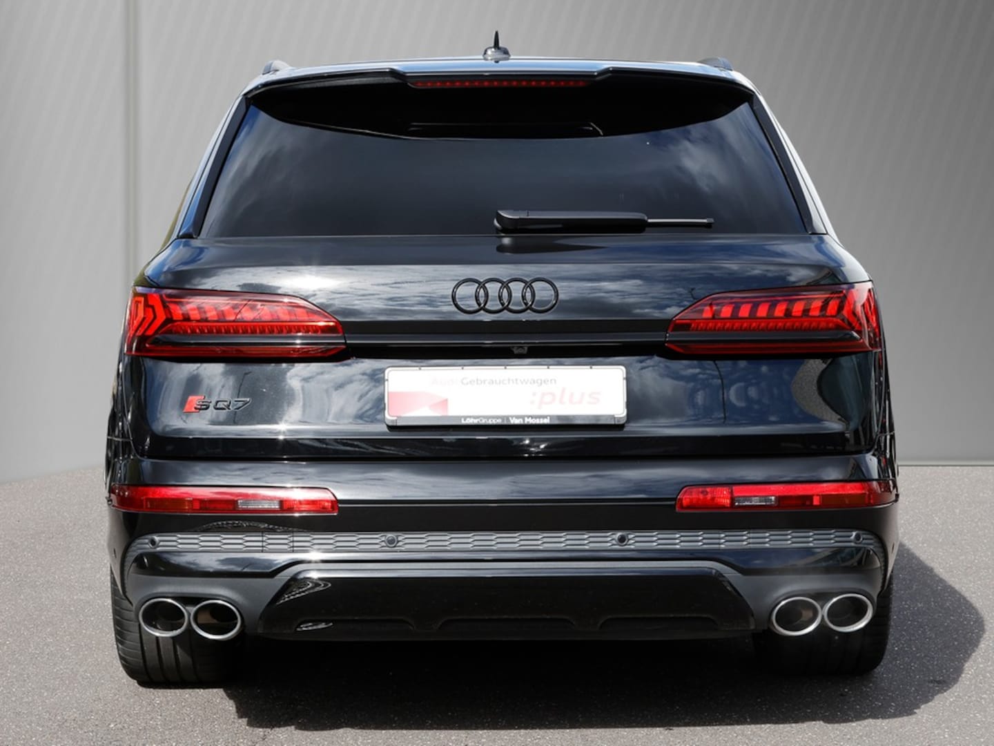 Bild über Audi SQ7 competition plus TFSI quattro tiptronic - für weitere Informationen kontaktieren Sie den Audi Partner