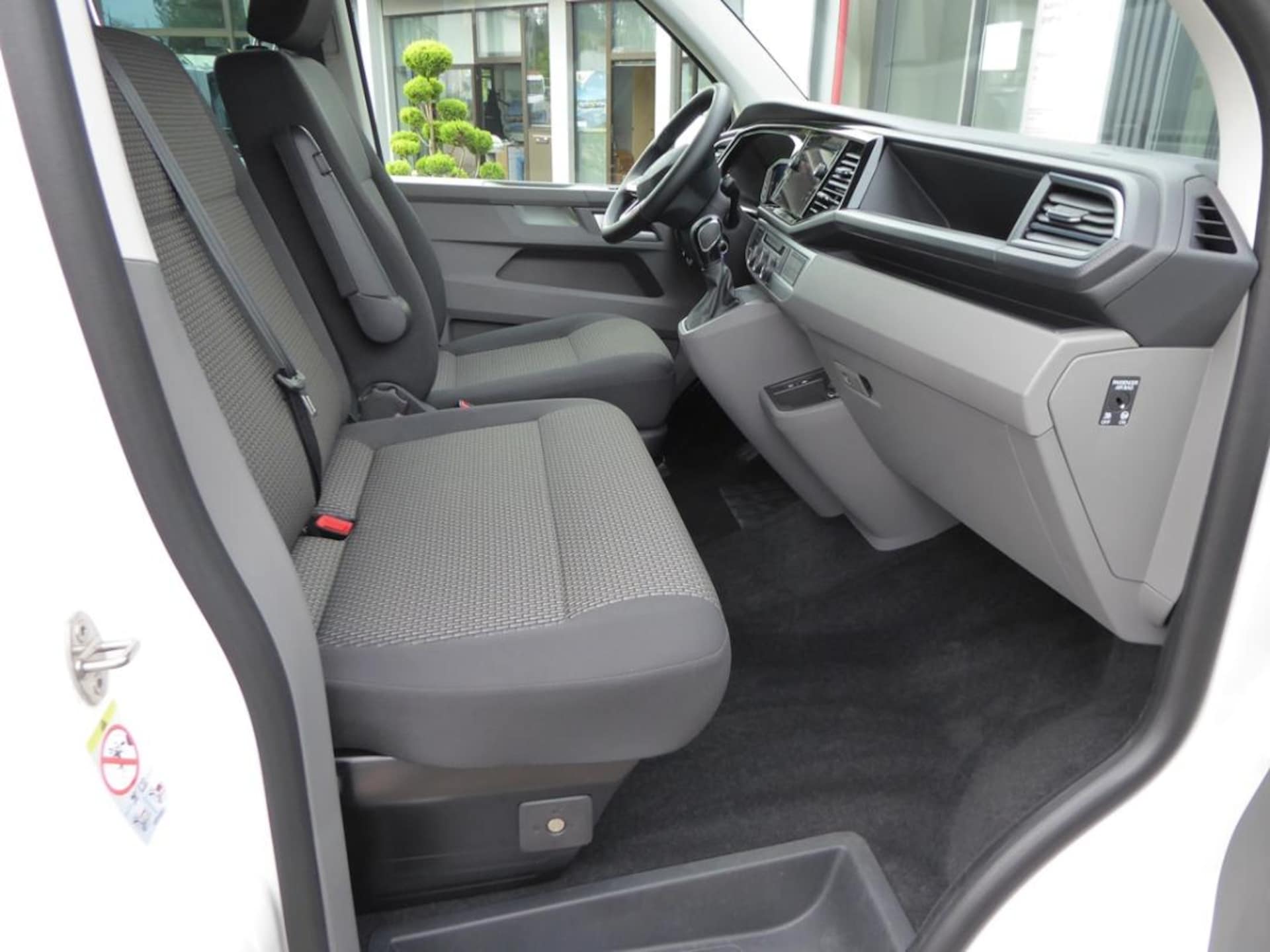 Volkswagen T6.1 Caravelle kurzer Radstand Trendline