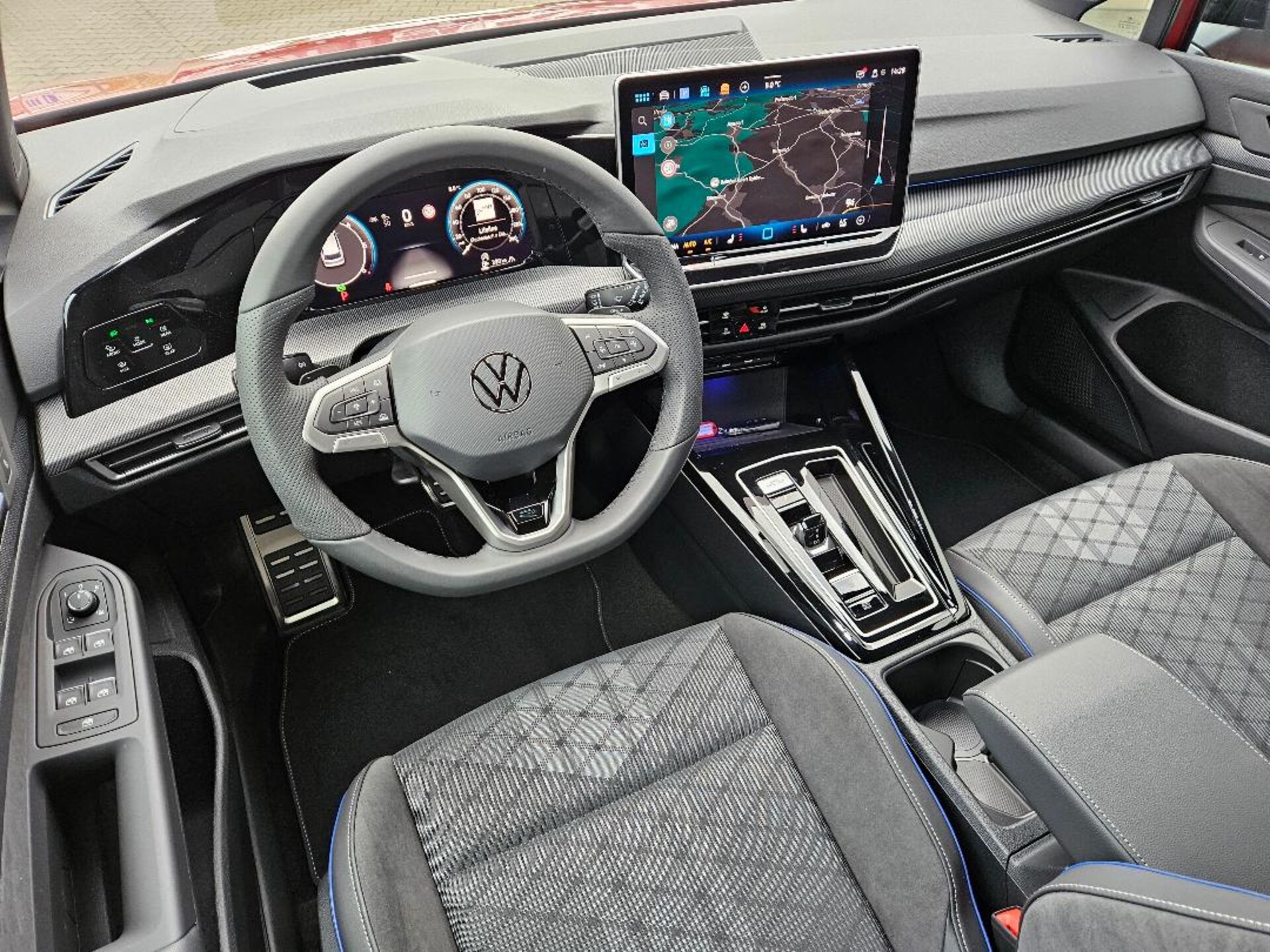 Volkswagen Golf Variant R-Line