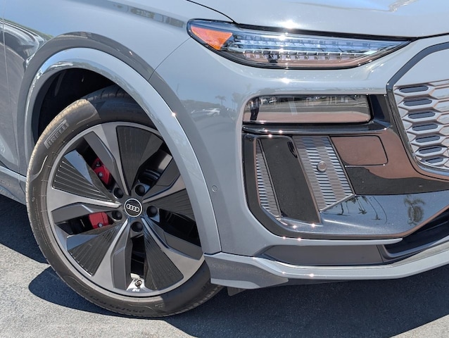 2025 Audi SQ6 e-tron