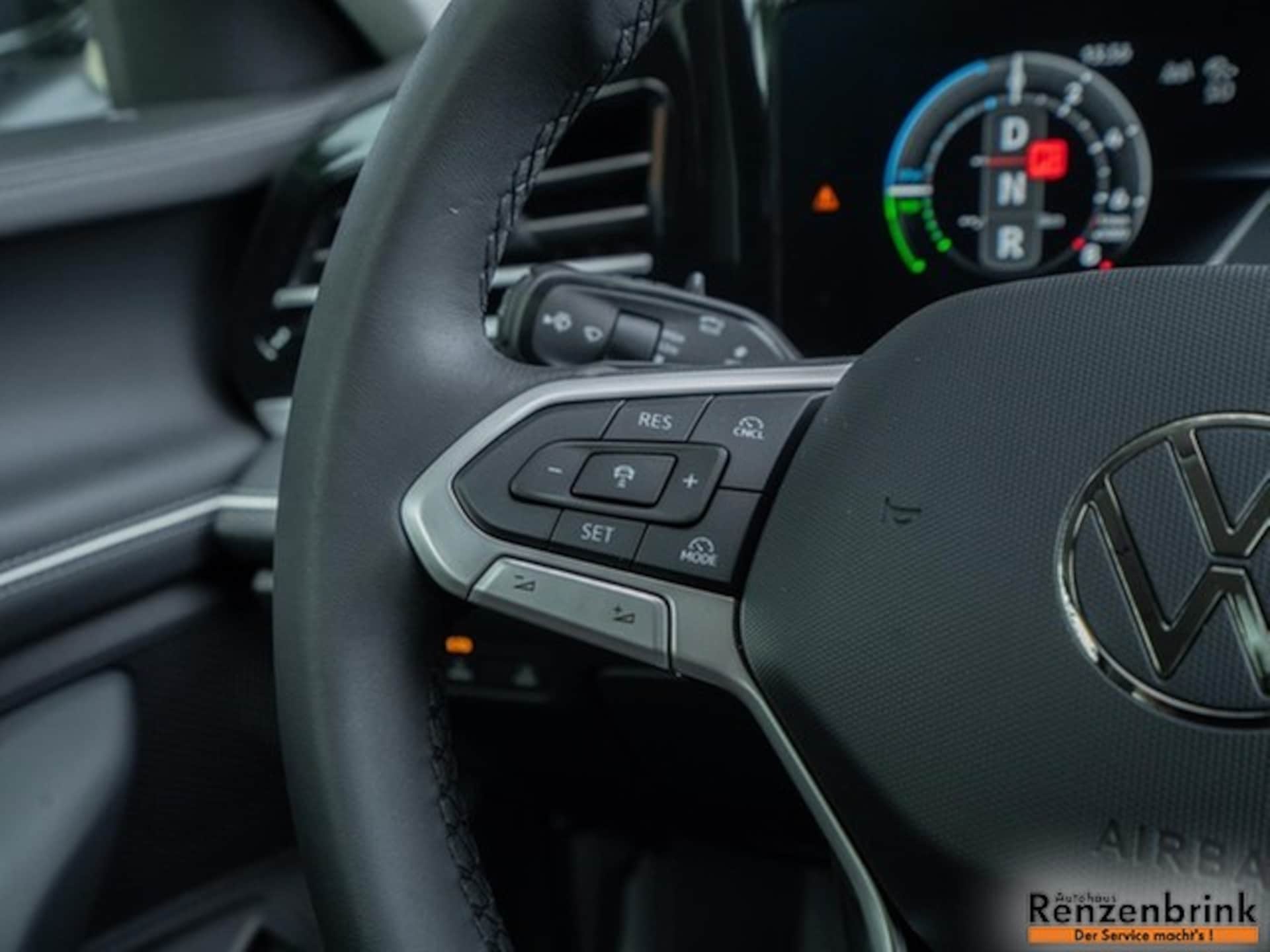 Volkswagen Passat Elegance