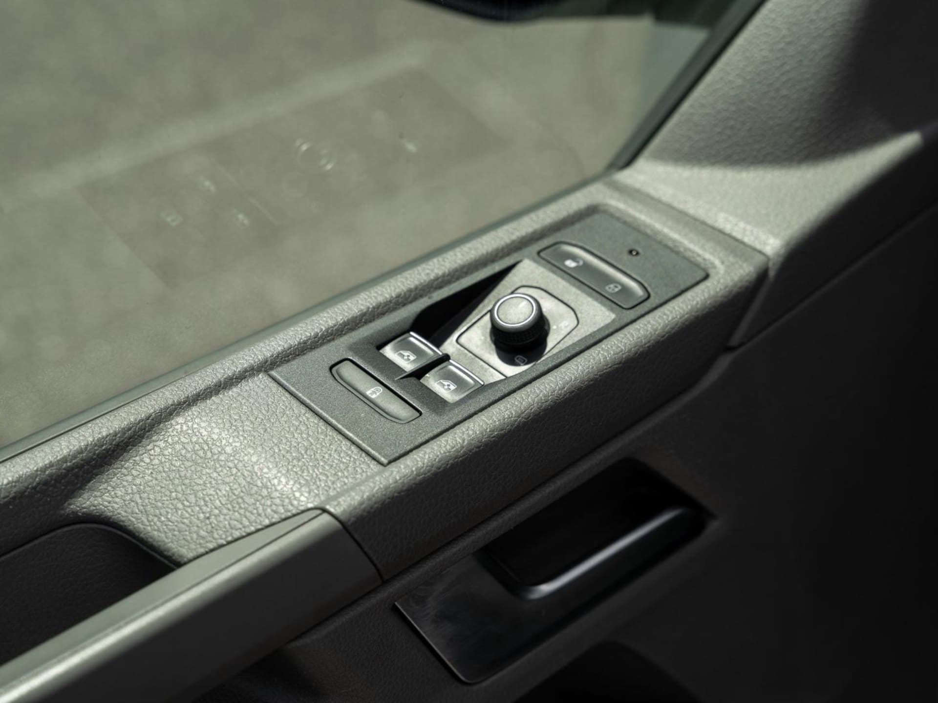 Volkswagen T6.1 Caravelle kurzer Radstand Comfortline
