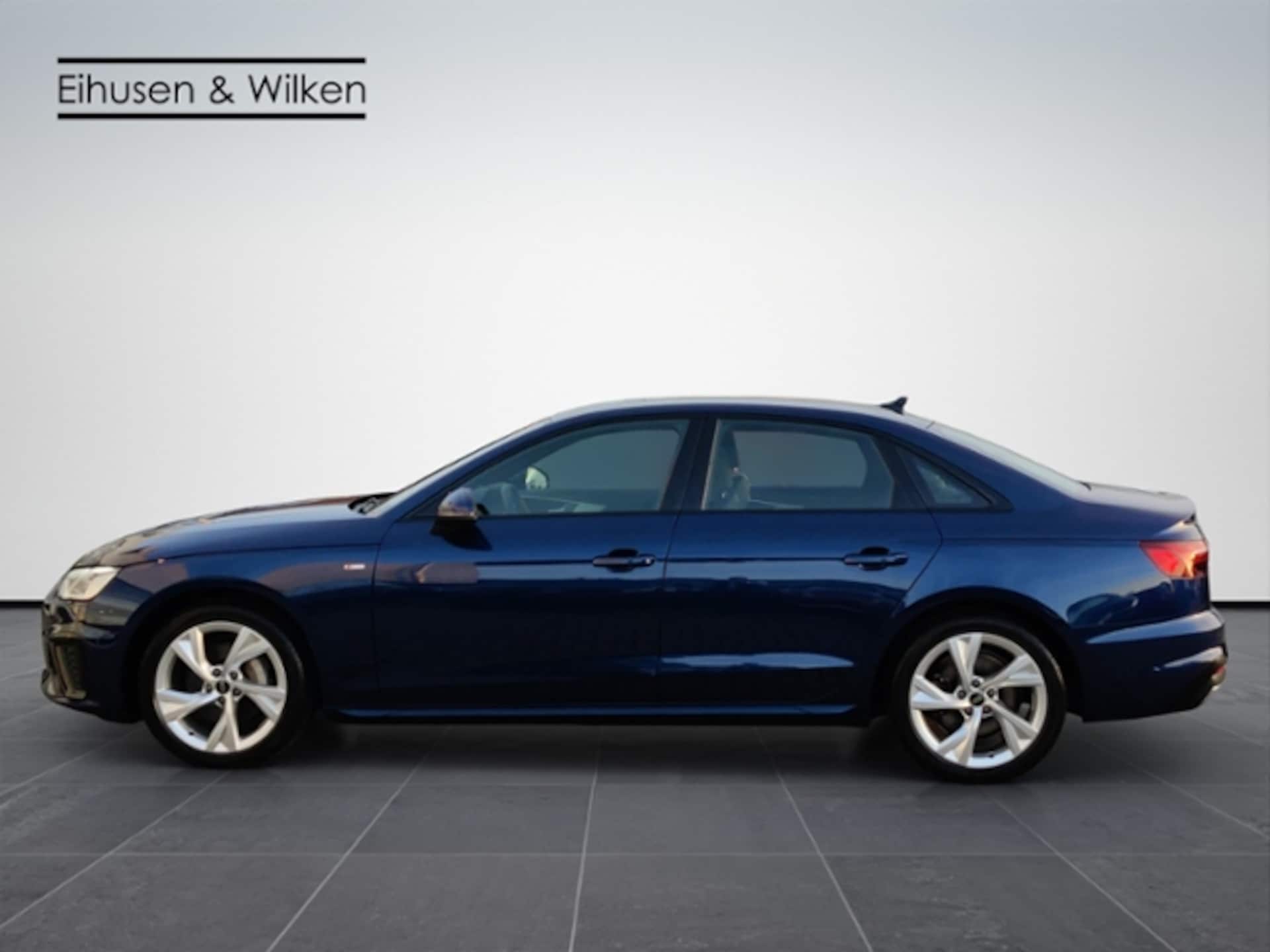 Audi A4 Limousine S line