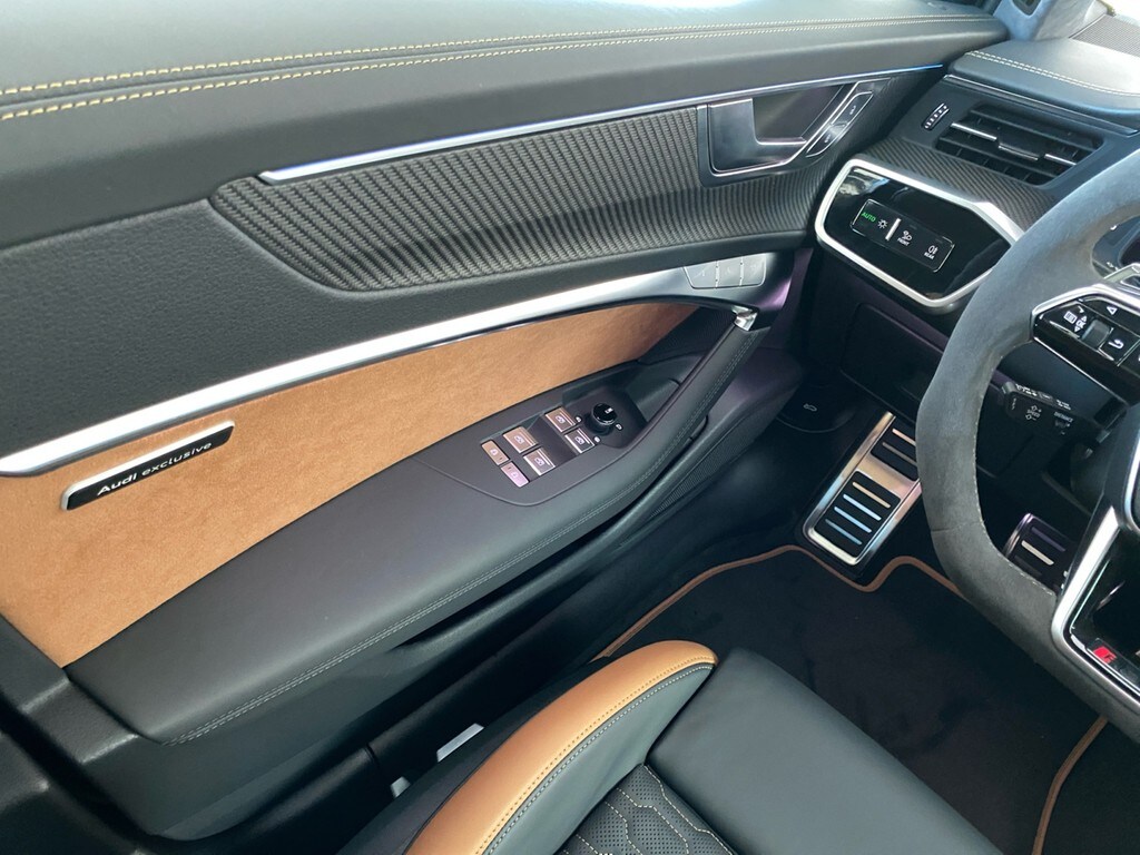 Image about Audi RS 6 Avant performance quattro tiptronic