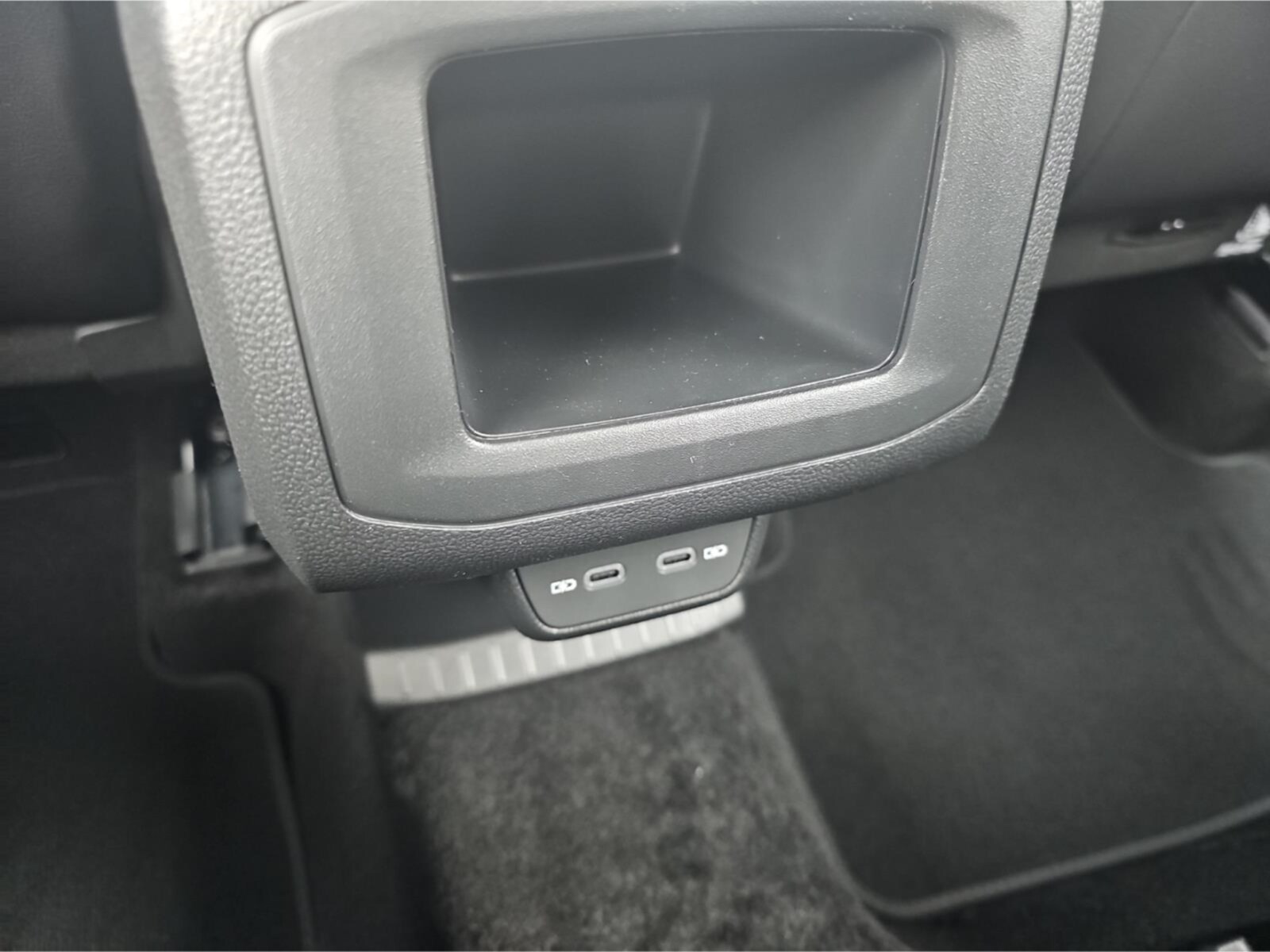 Volkswagen T-Cross – Bild 11