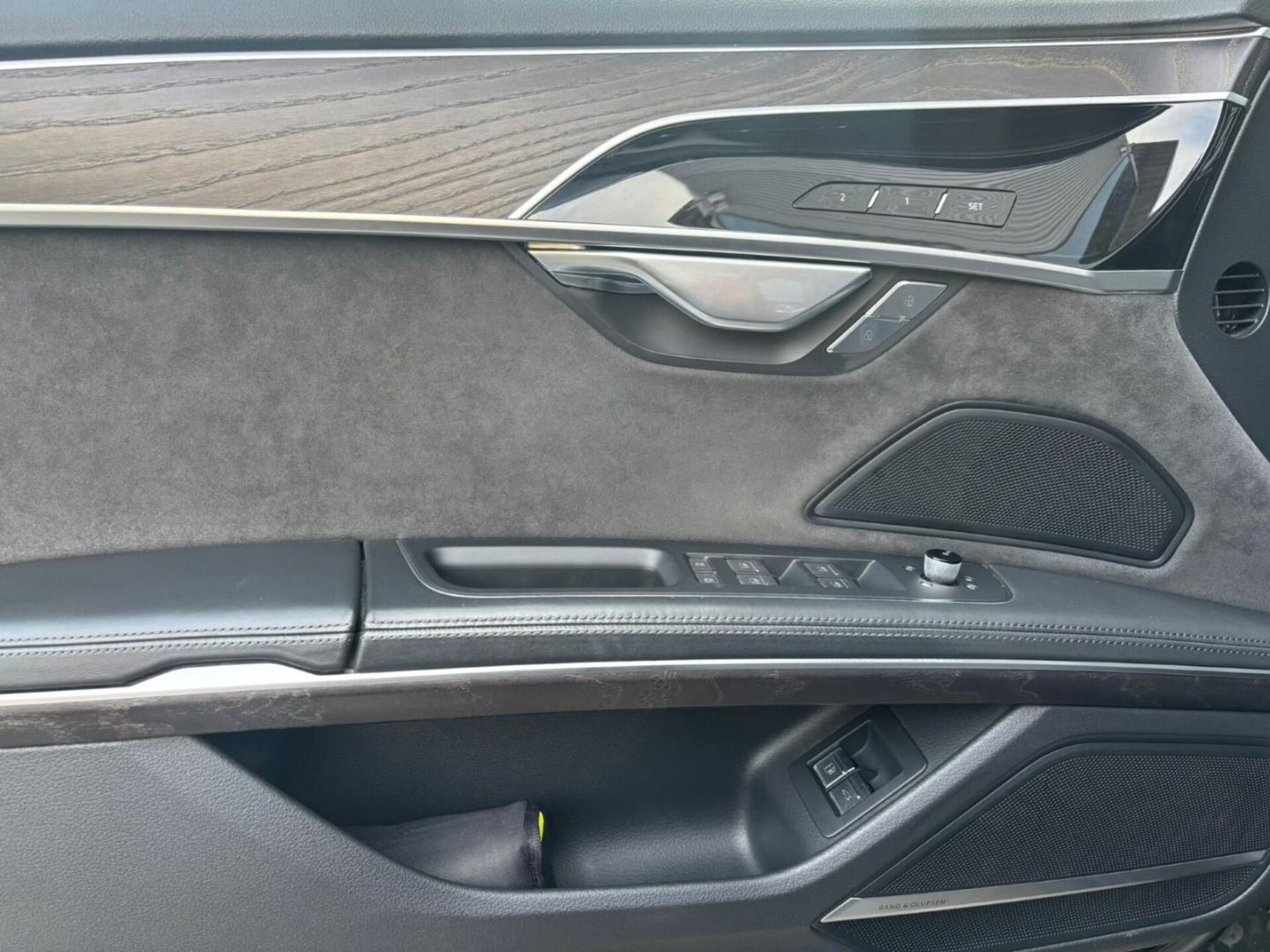 Audi A8 TFSI e