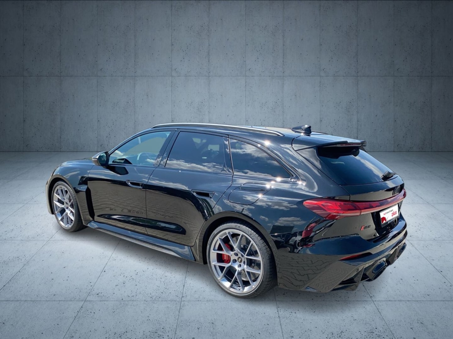 Bild über Audi RS 5 Avant TFSI quattro 470 kW tiptronic - für weitere Informationen kontaktieren Sie den Audi Partner