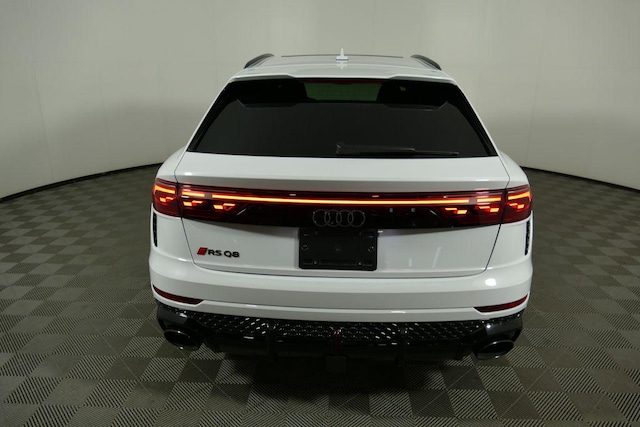 2026 Audi RS Q8 SUV performance