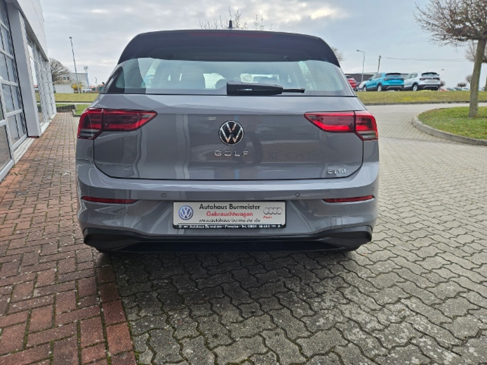 Volkswagen Golf Life