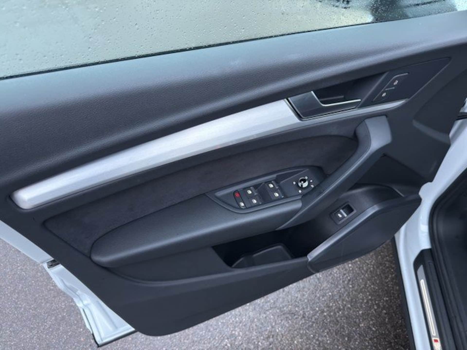 Audi Q5 Sportback S line