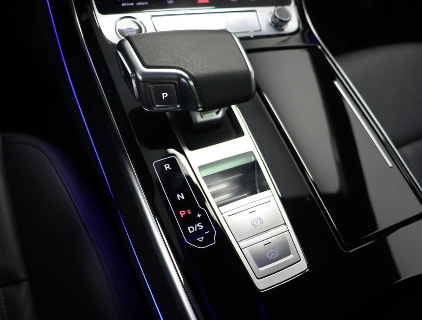 Bild über Audi A8 50 TDI quattro tiptronic - für weitere Informationen kontaktieren Sie den Audi Partner