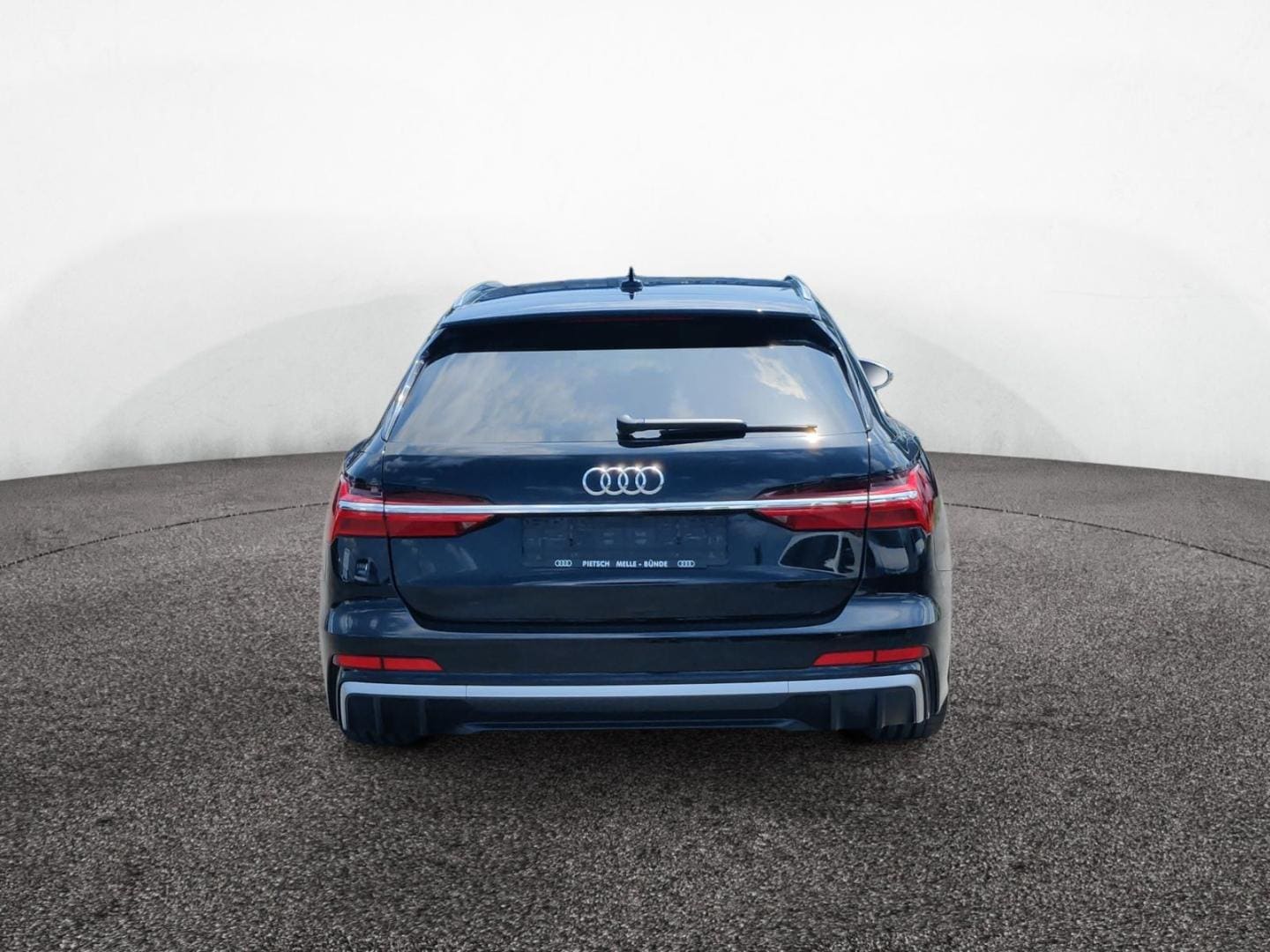 Bild über Audi S6 Avant TDI quattro tiptronic - für weitere Informationen kontaktieren Sie den Audi Partner