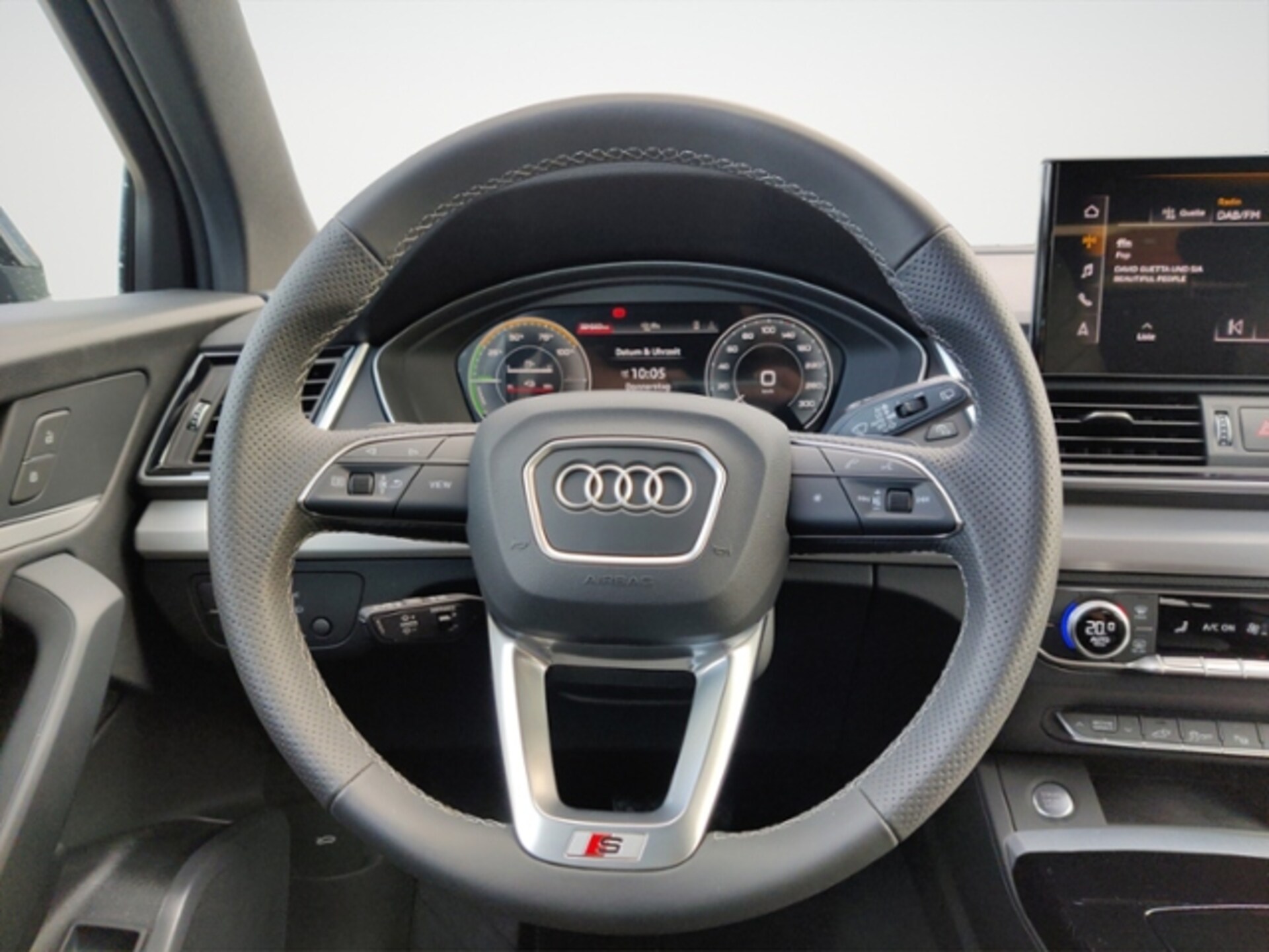 Audi Q5 TFSI e S line