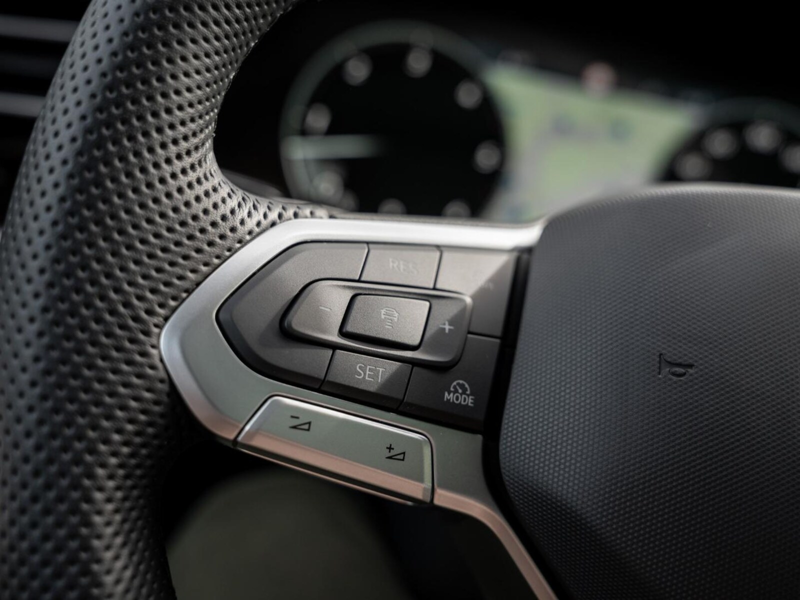 Volkswagen Touareg – Bild 22