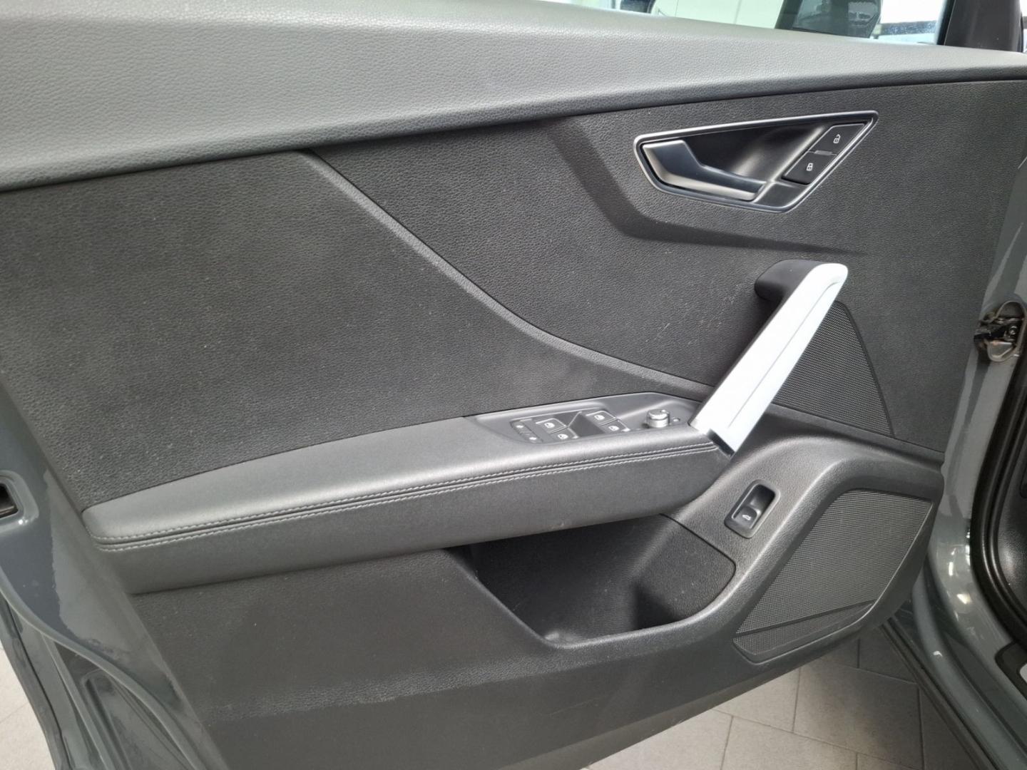 Image about Audi Q2 design 1.0 TFSI ultra 6-Gang