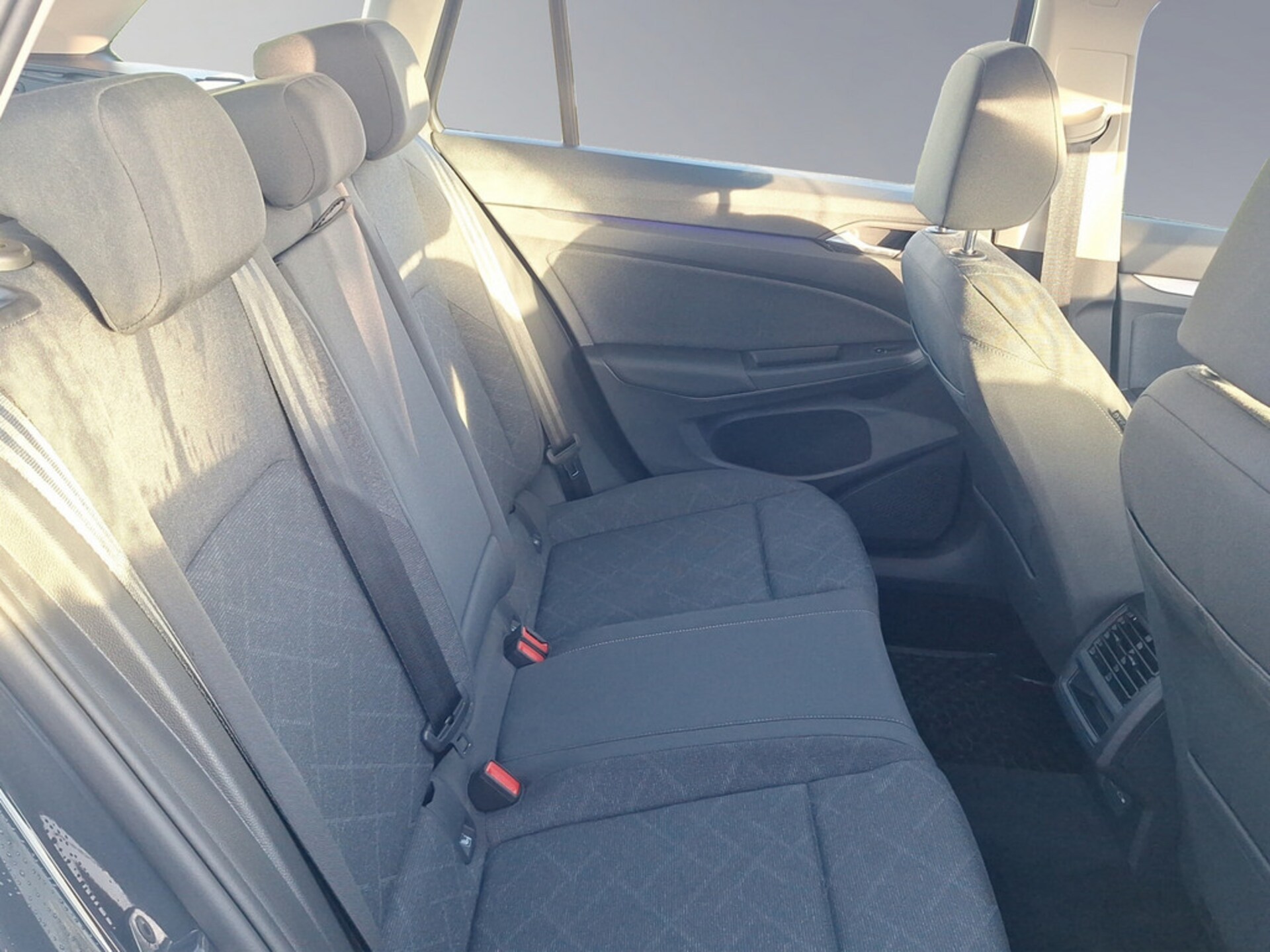 Volkswagen Golf Variant Life