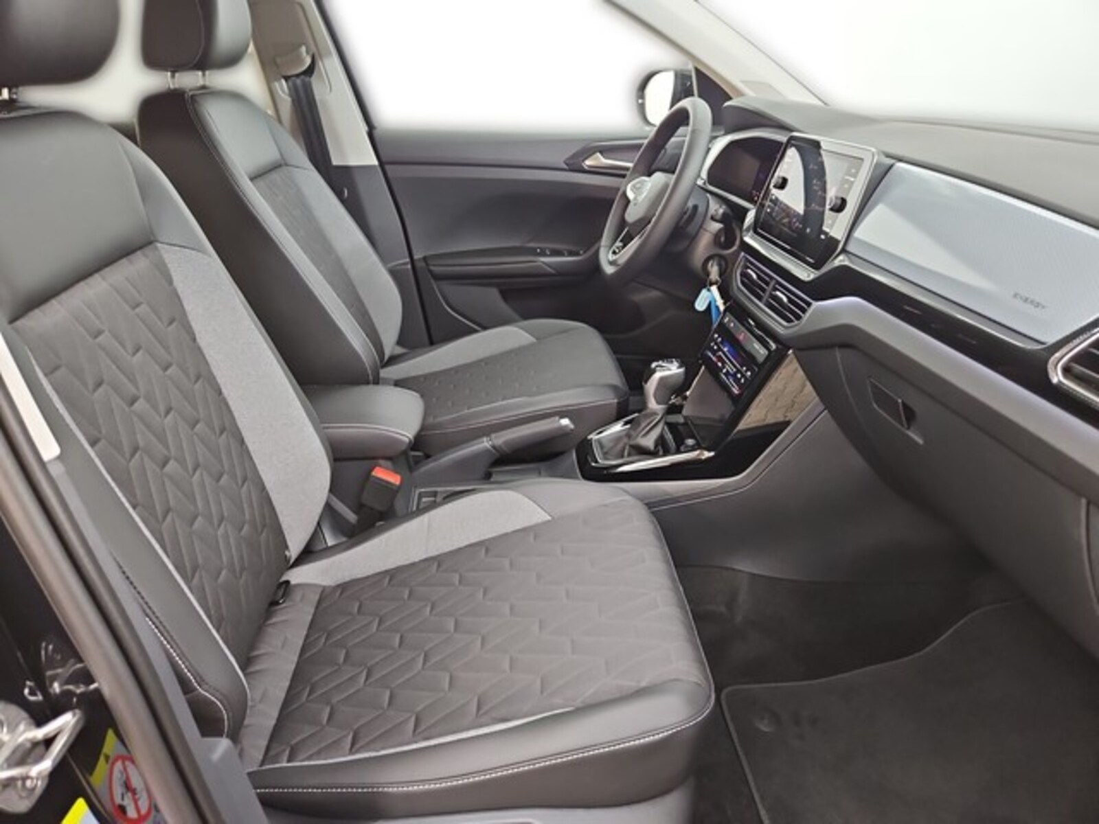 Volkswagen T-Cross – Bild 14