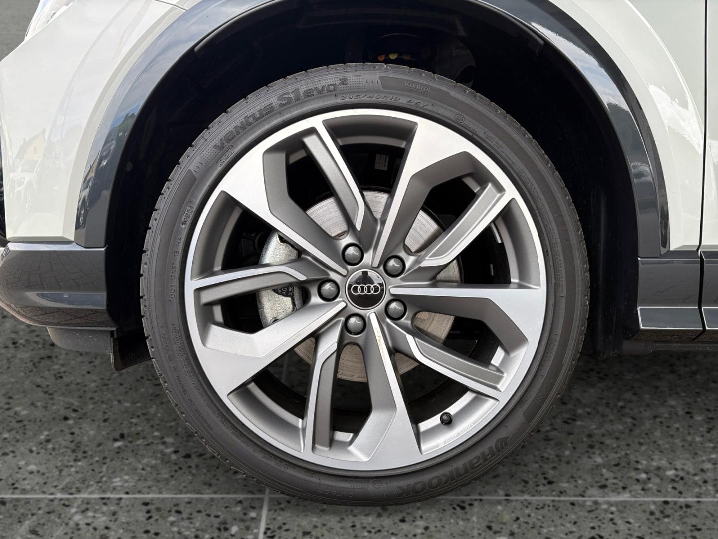 Bild über Audi Q2 advanced 35 TFSI S tronic - für weitere Informationen kontaktieren Sie den Audi Partner