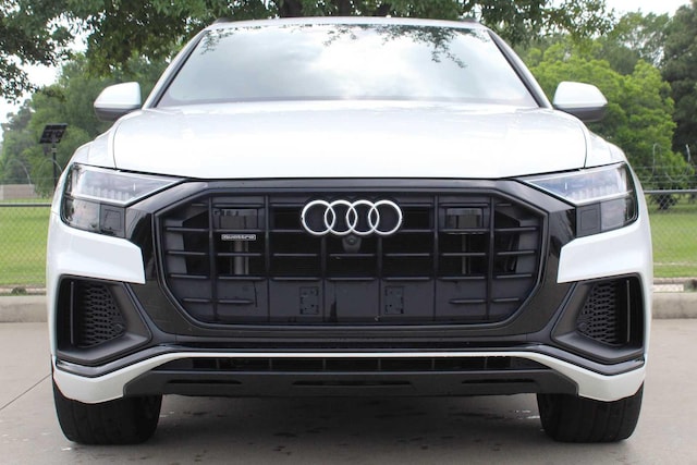 2023 Audi Q8