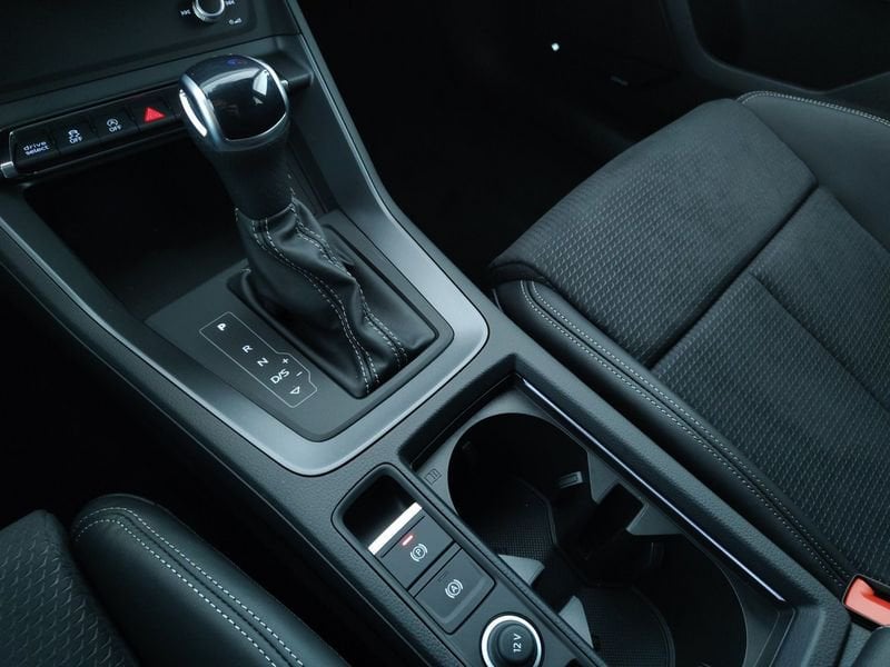 Image about Audi Q3 S line edition 40 TDI quattro 142 kW (193 CV) S tronic