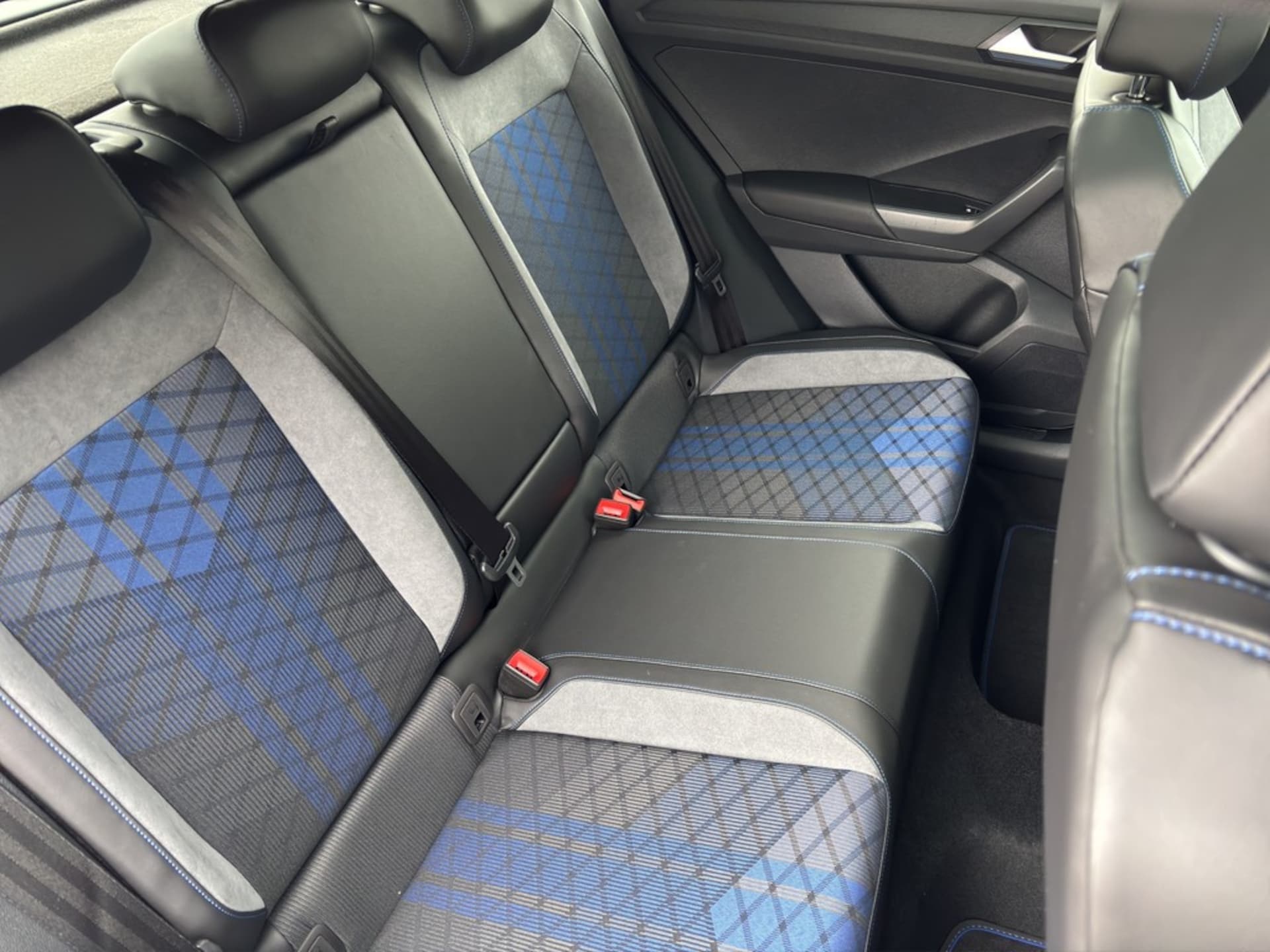 Volkswagen T-Roc R
