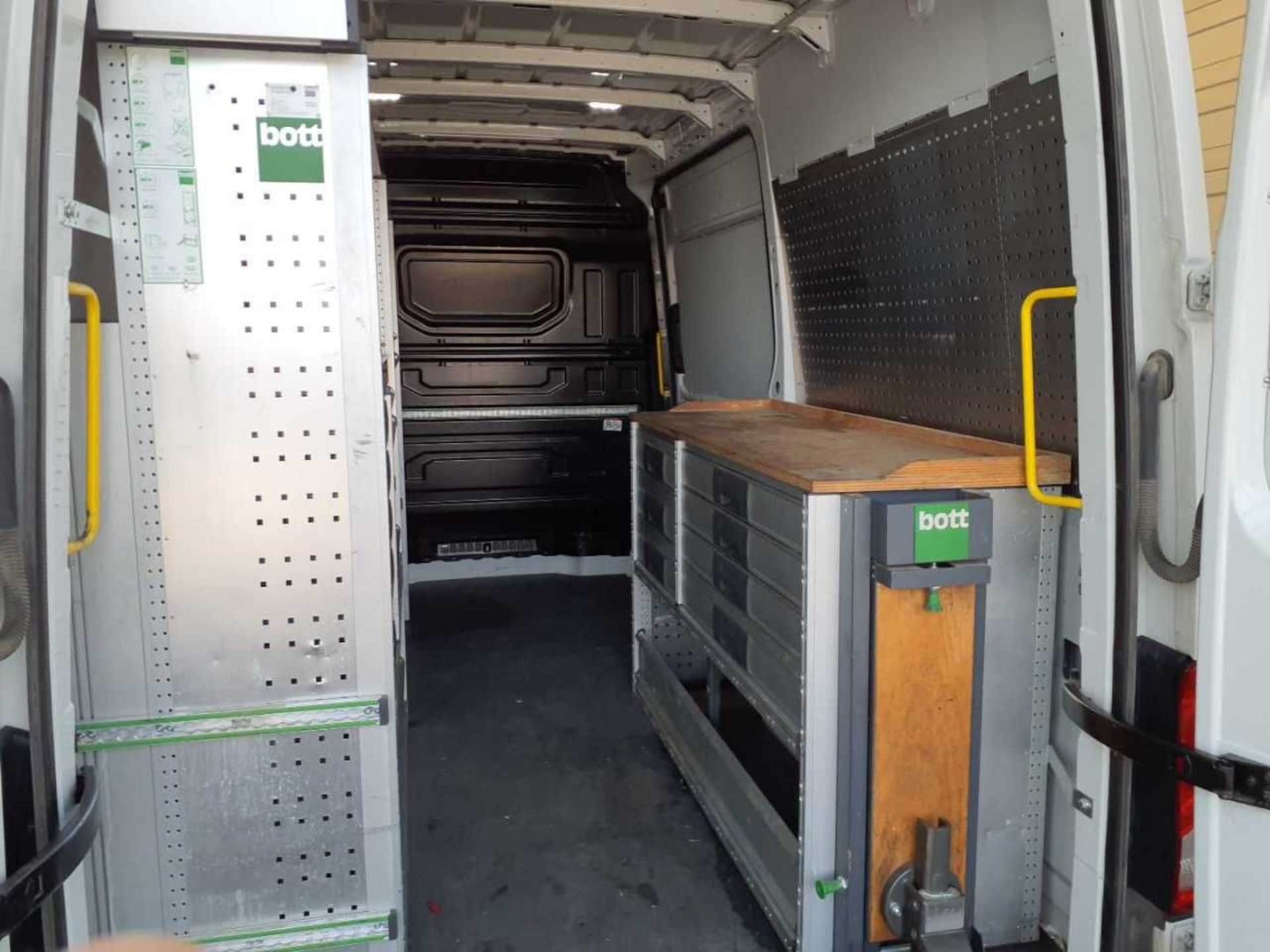 Volkswagen Crafter Kasten mittlerer Radstand