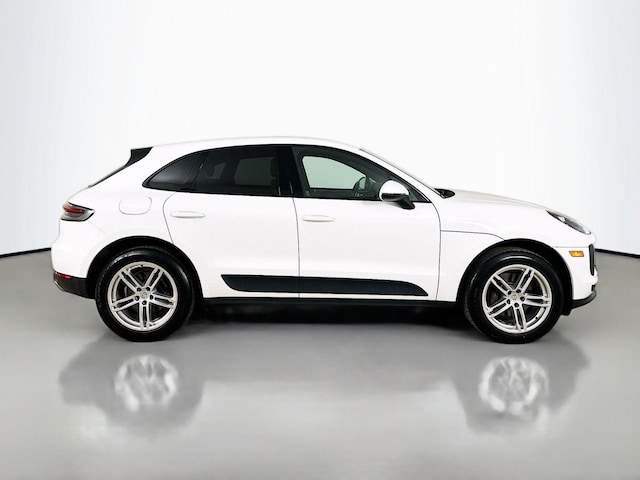 2020 Porsche Macan