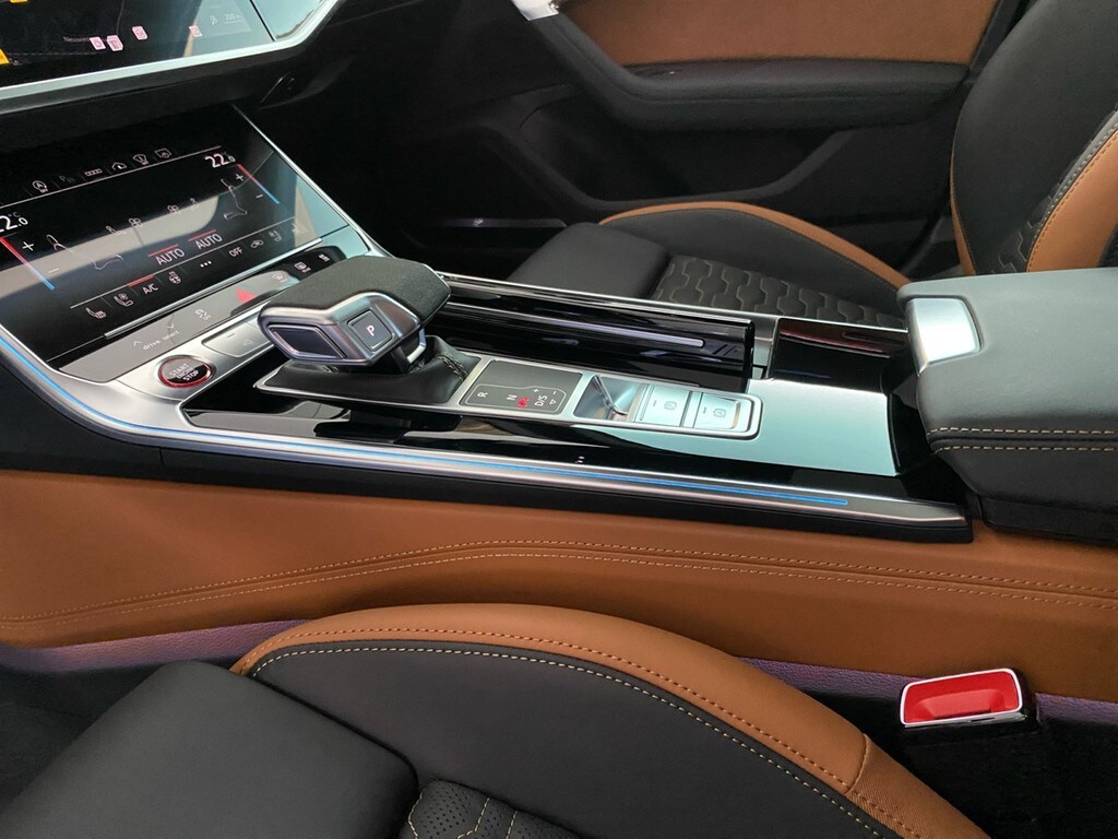 Image about Audi RS 6 Avant performance quattro tiptronic