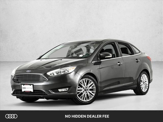 2015 Ford Focus Sedan Titanium's photo