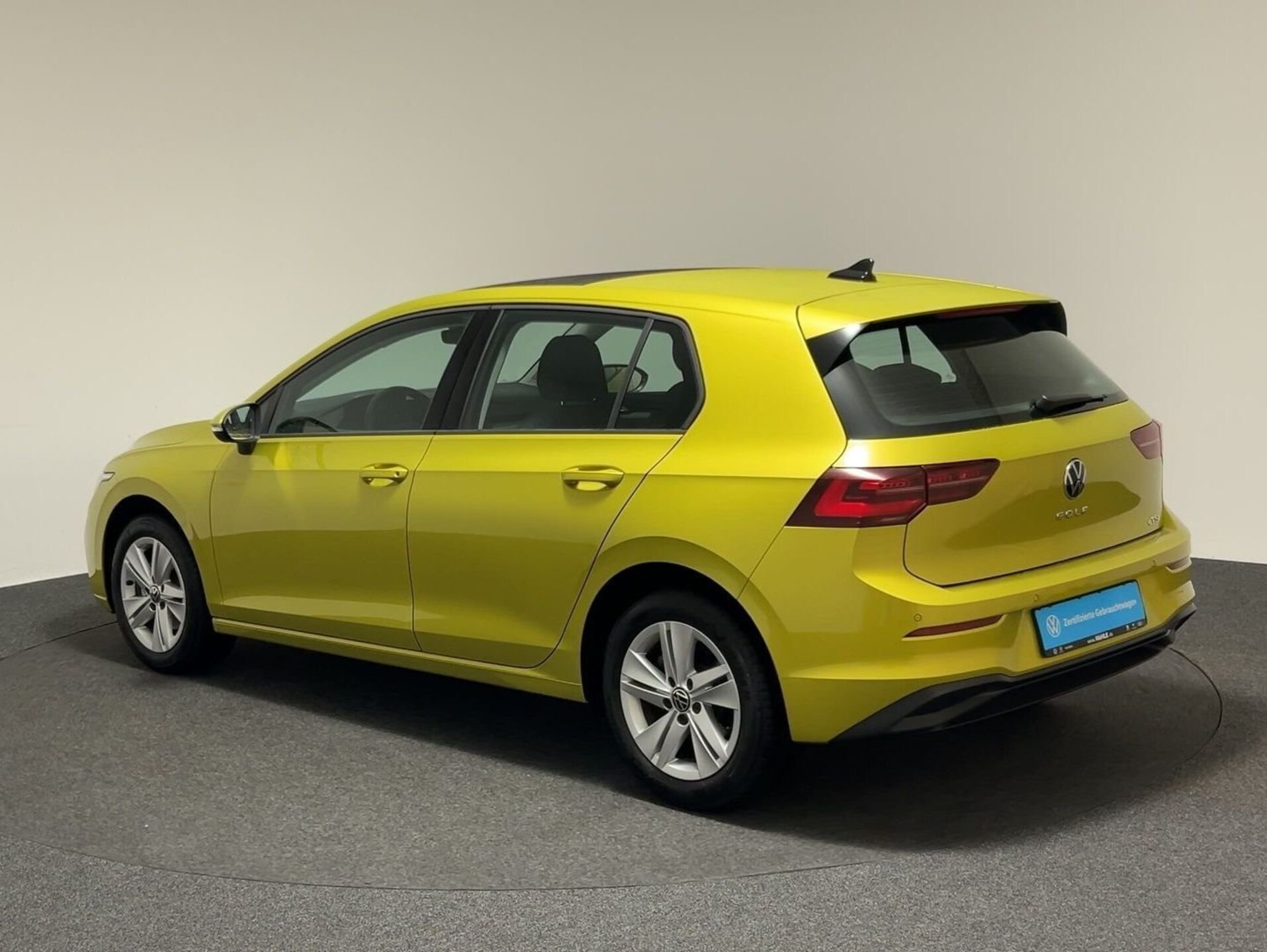 Volkswagen Golf Life