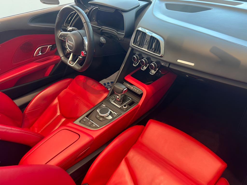 2022 Audi R8 Performance - Photo 13