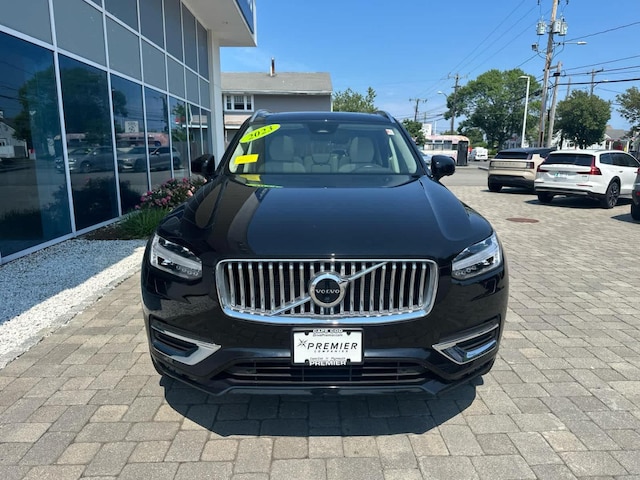 2023 Volvo XC90