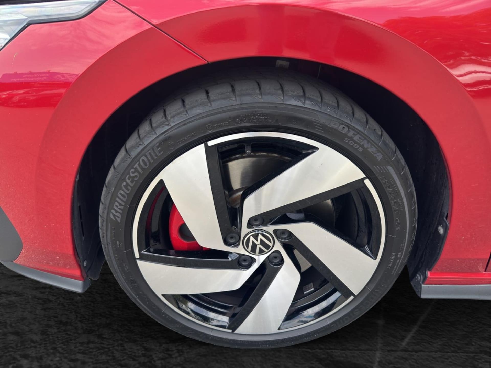 Volkswagen Golf GTI
