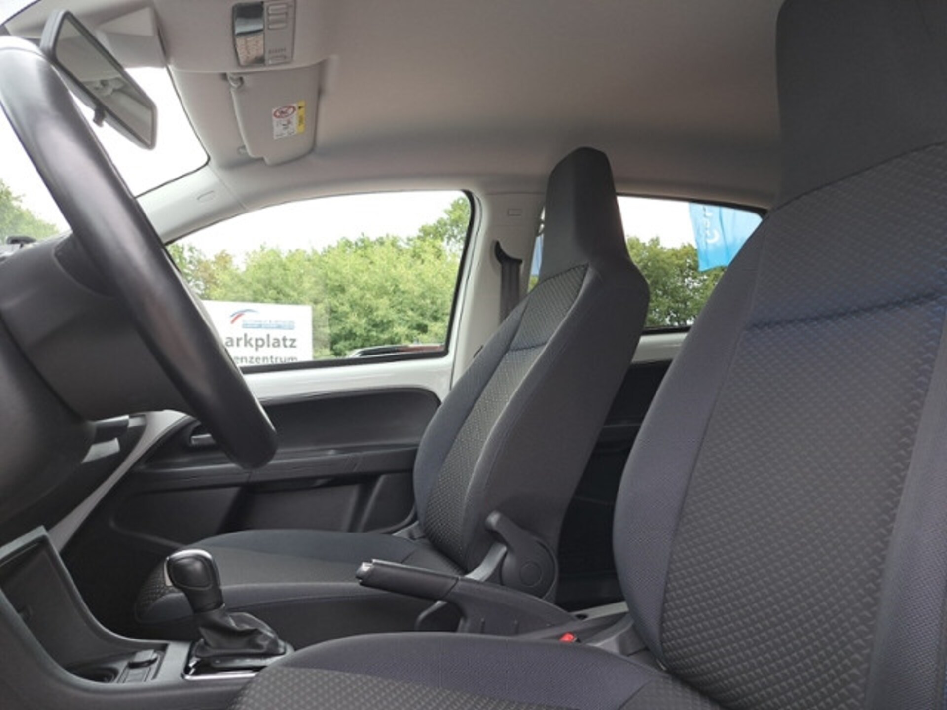 Volkswagen e-up! UNITED