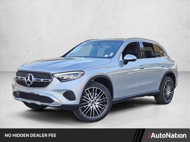 2026 Mercedes-Benz GLC GLC 300's photo
