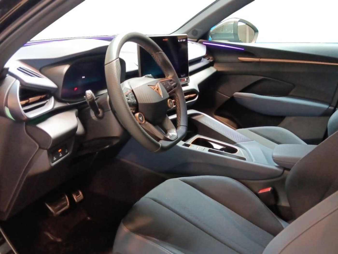CUPRA Terramar 1.5 eTSI DSG 110 kW (150 CV) — photo 10