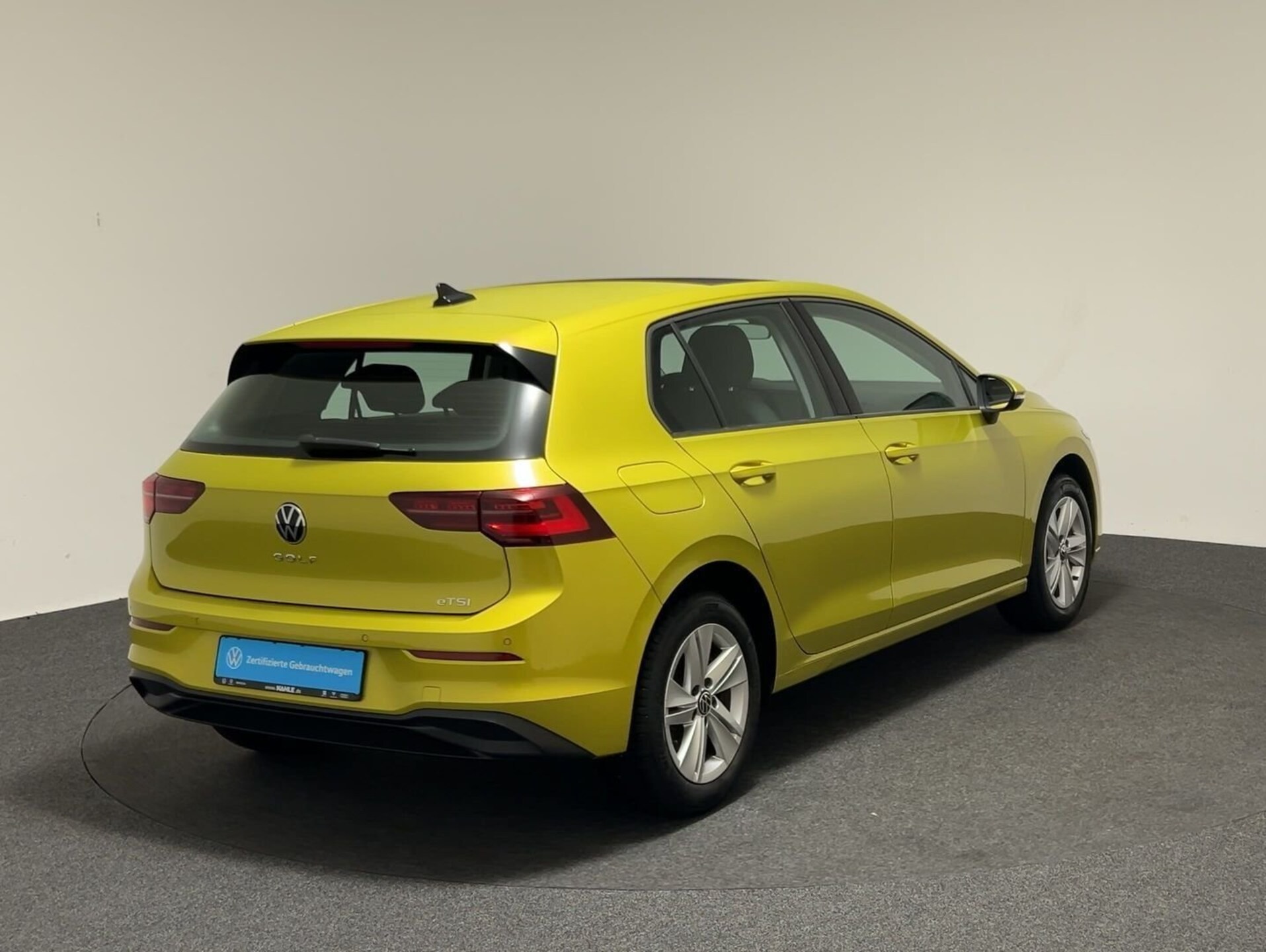 Volkswagen Golf Life