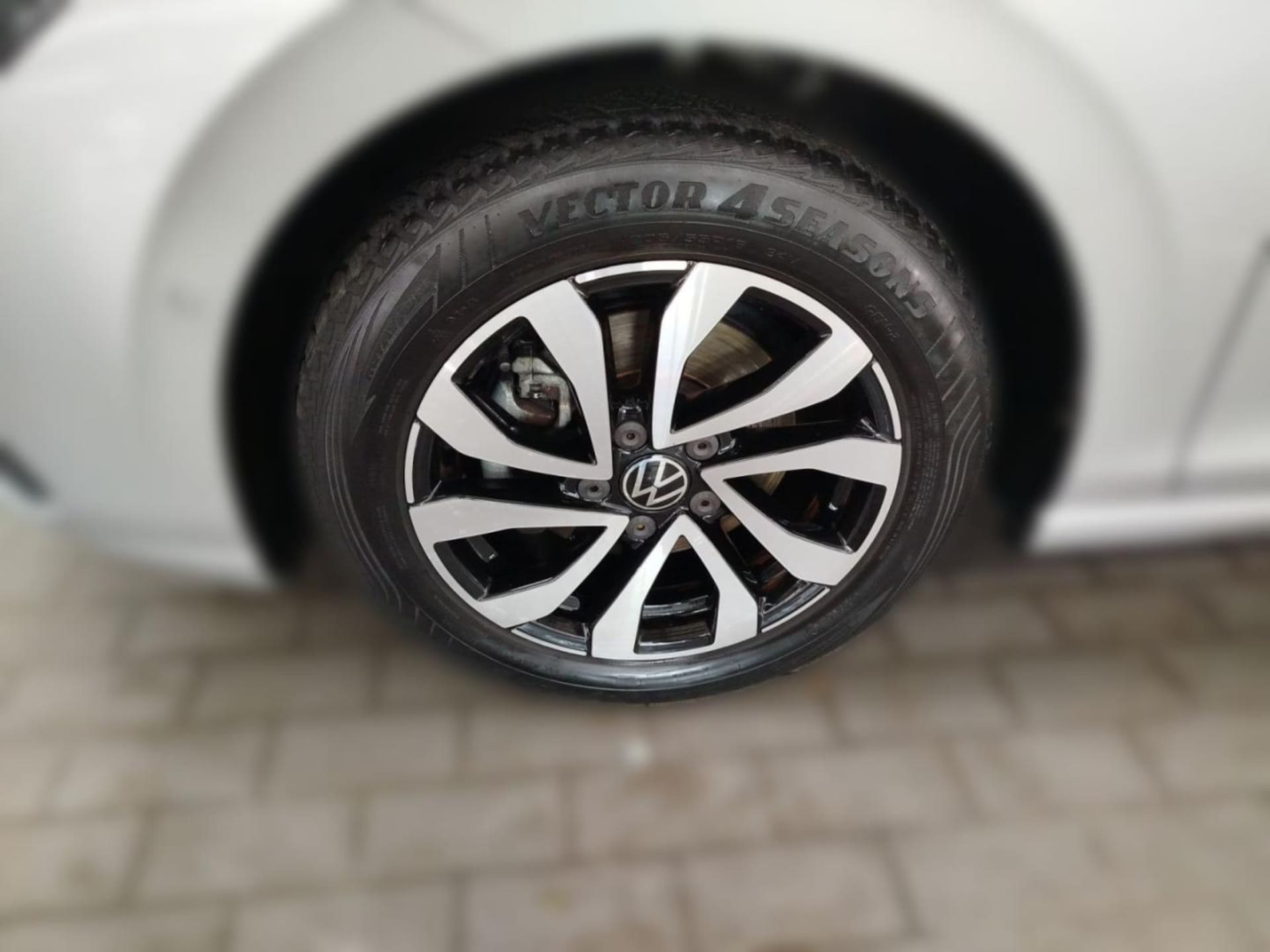 Volkswagen Golf Active