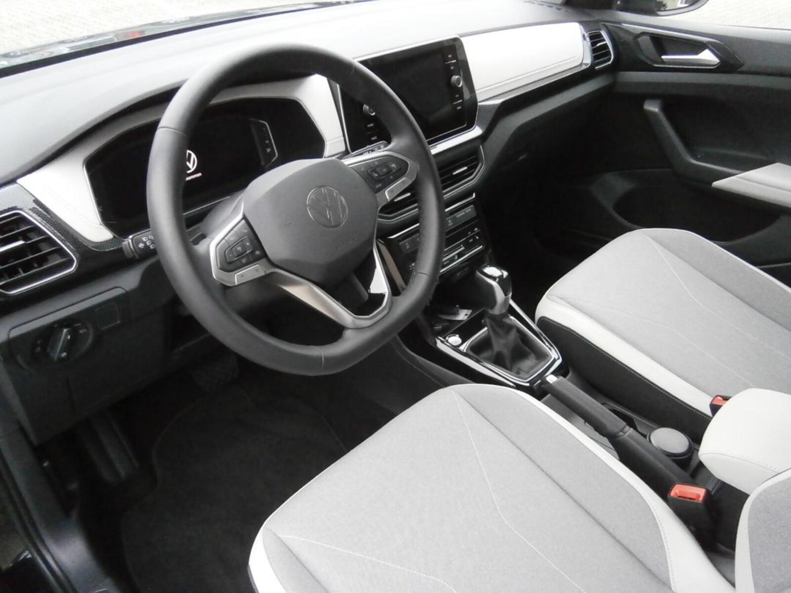 Volkswagen T-Cross – Bild 6