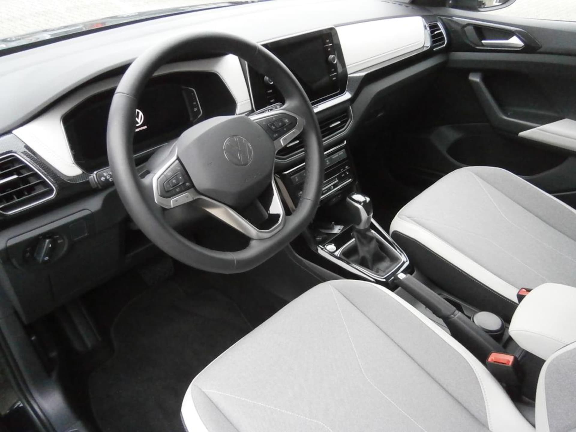 Volkswagen T-Cross Style