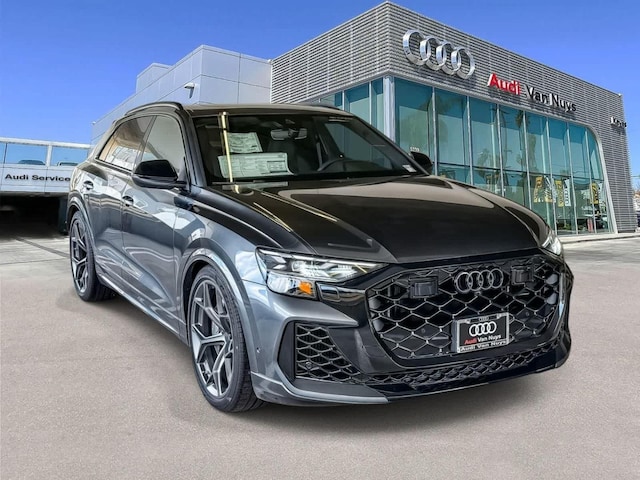 2026 Audi RS Q8 SUV performance