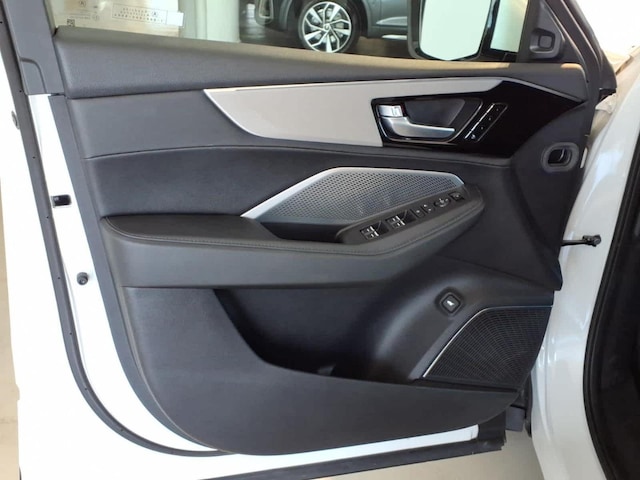 2025 Acura MDX Base - Photo 10