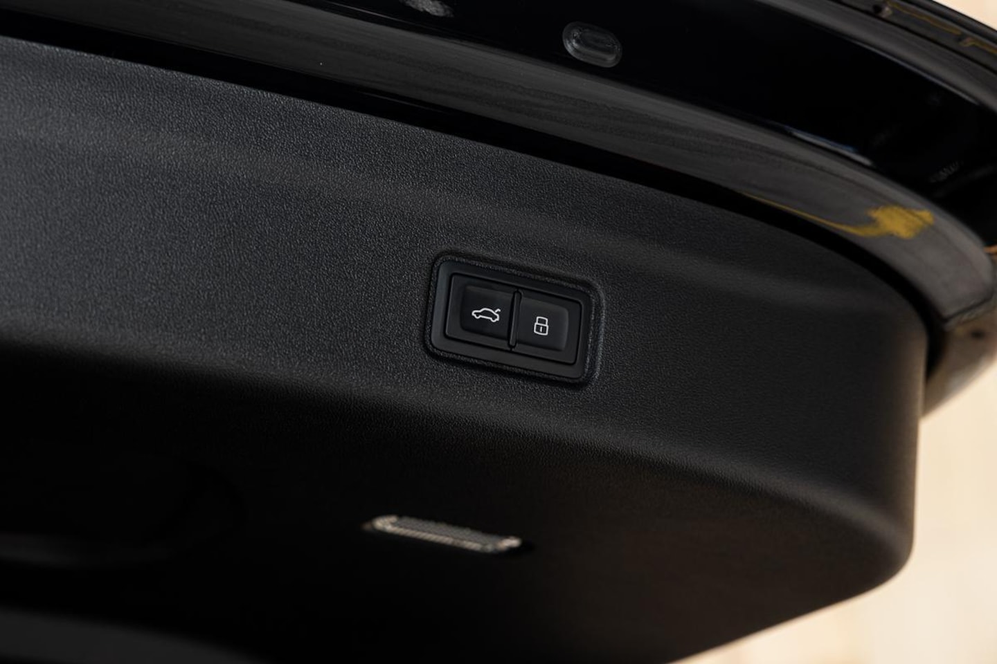 Image about Audi Q6 Sportback e-tron e-tron quattro