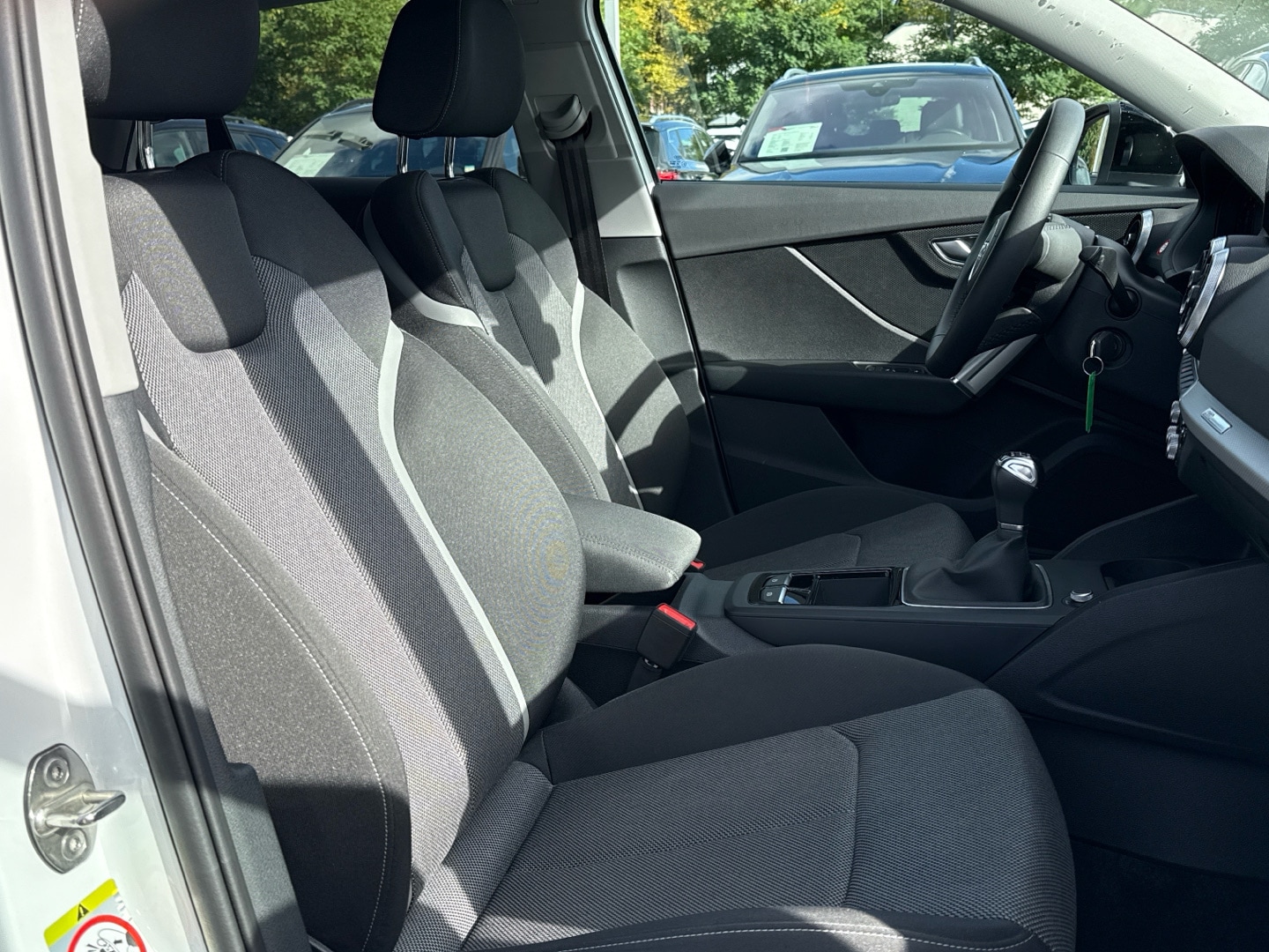 Bild über Audi Q2 advanced 30 TDI Schaltgetriebe - für weitere Informationen kontaktieren Sie den Audi Partner