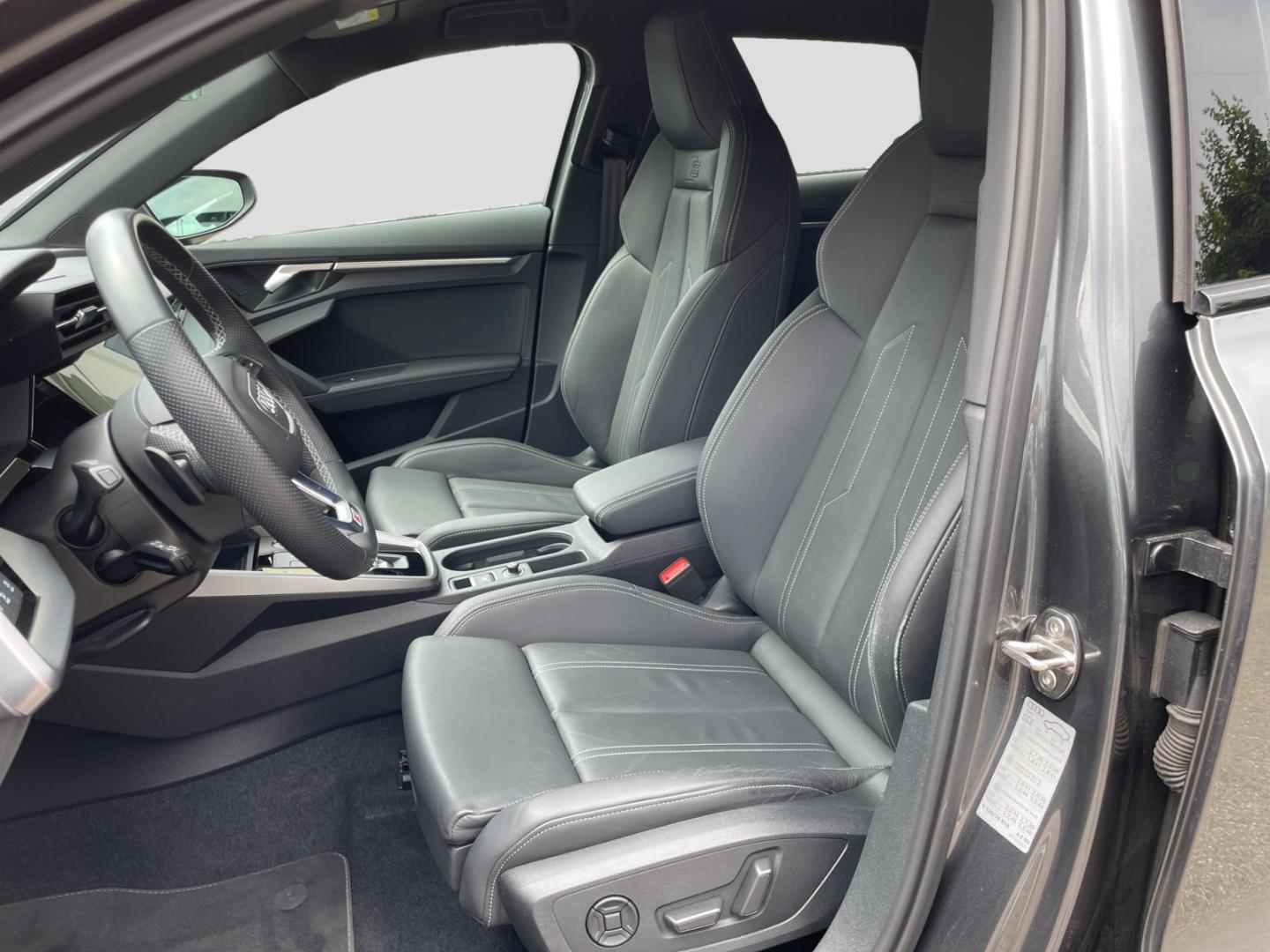 Image about Audi S3 Sportback TFSI quattro S tronic