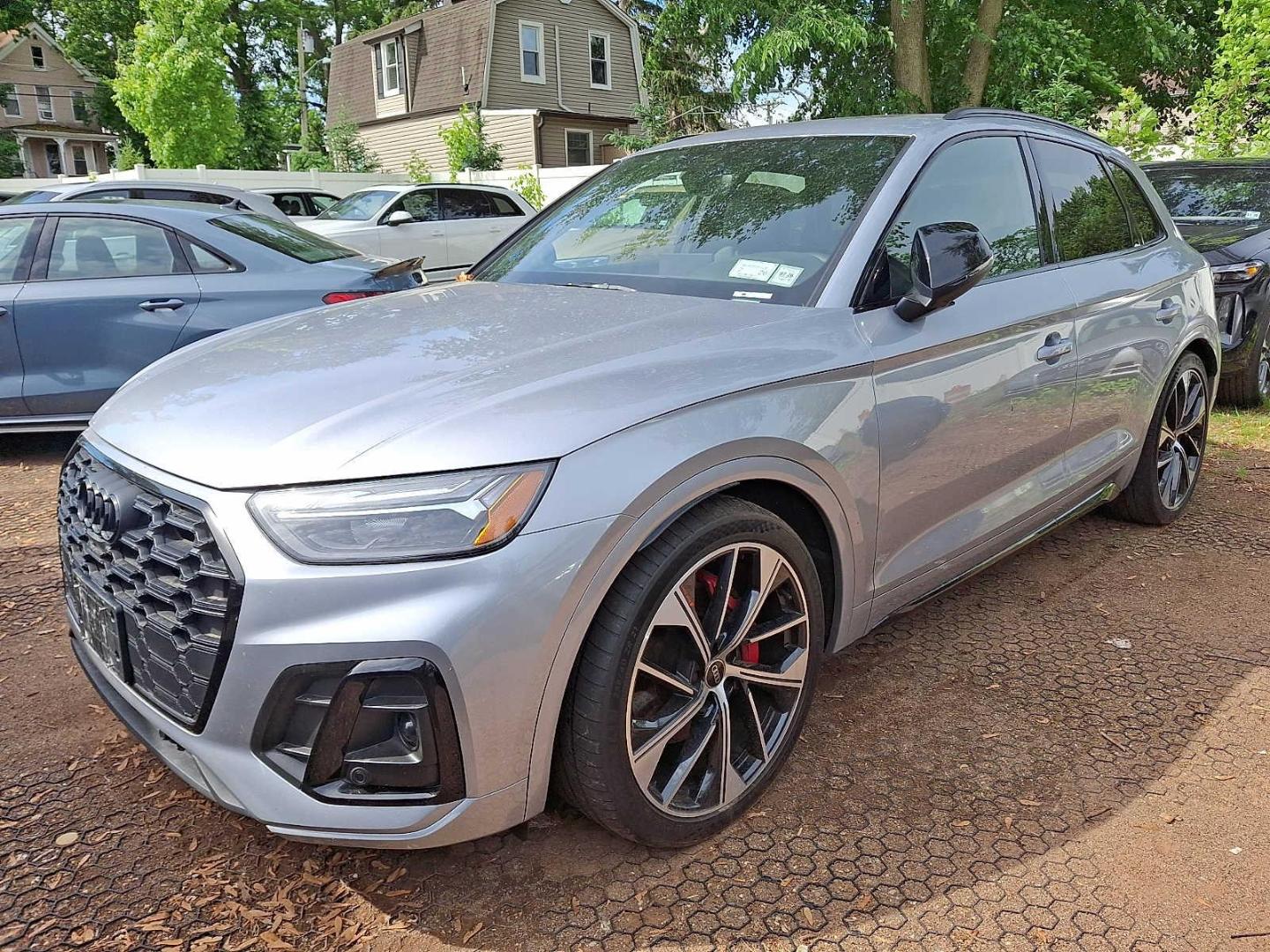 2023 Audi SQ5 Premium Plus's photo